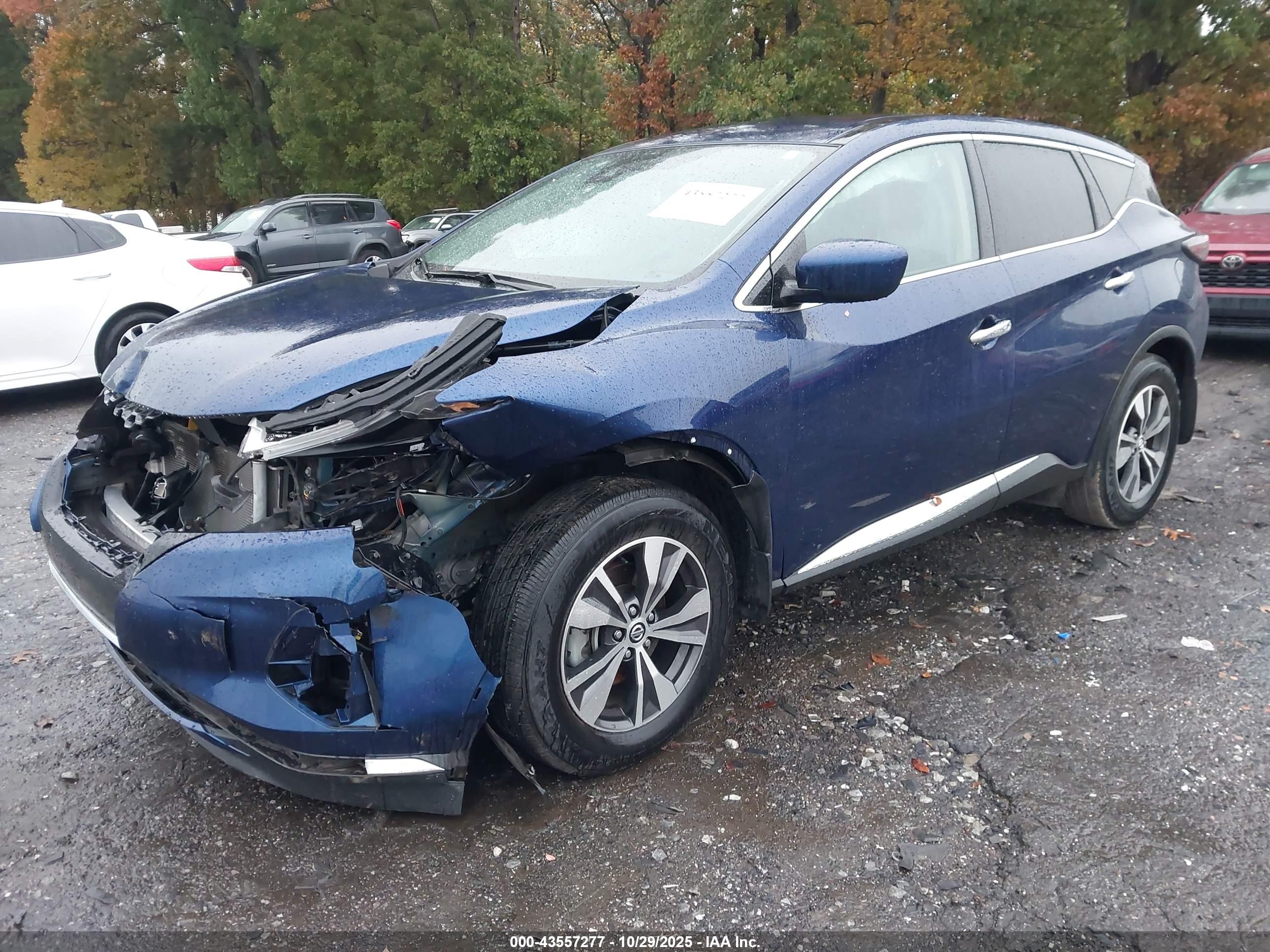 NISSAN MURANO image 2