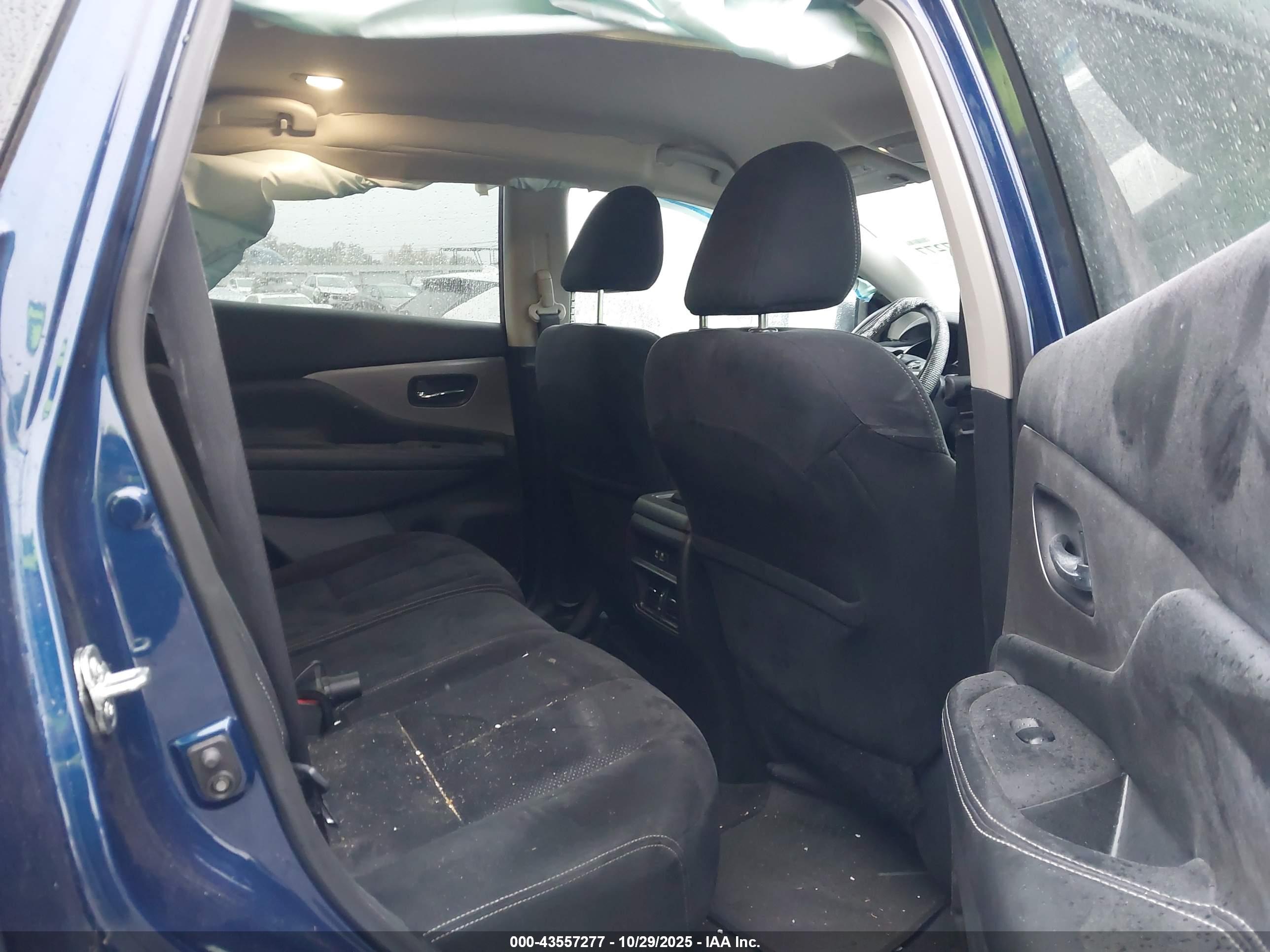 NISSAN MURANO image 8