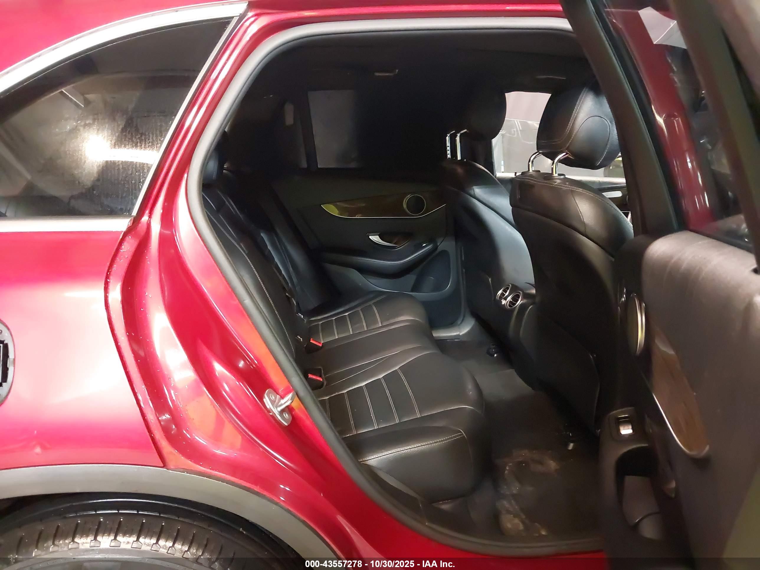MERCEDES-BENZ GLC image 8