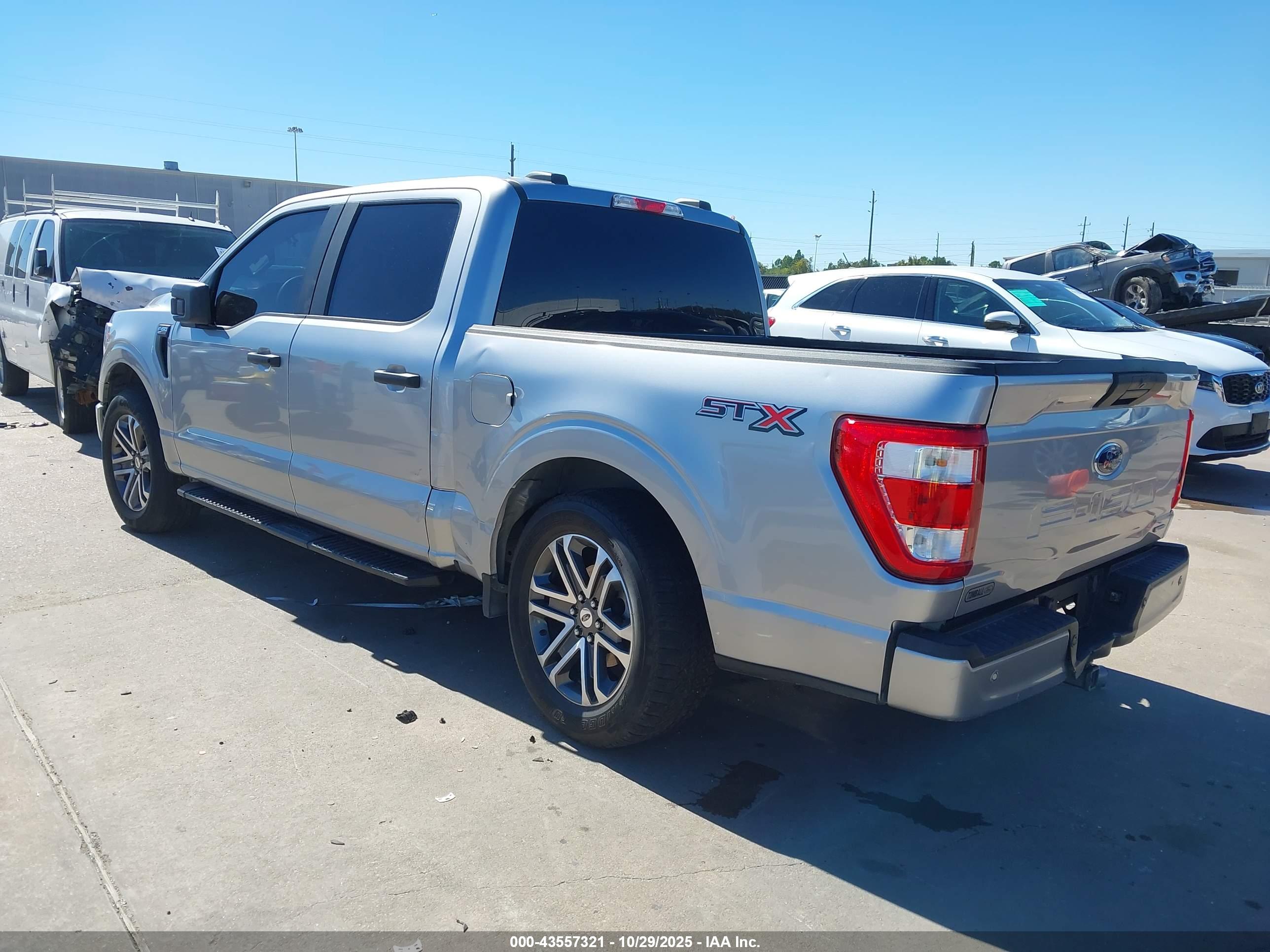 FORD F-150 image 3