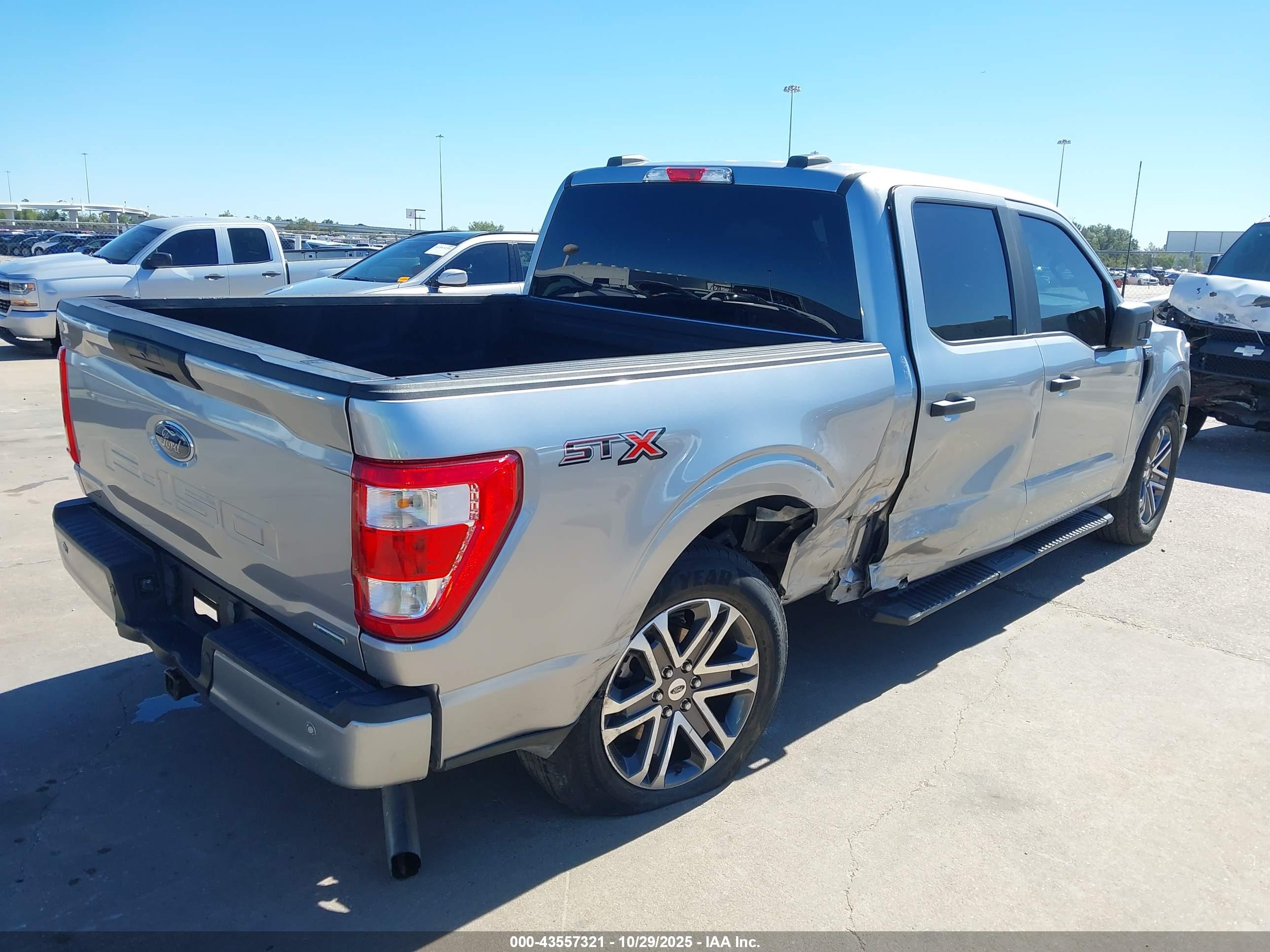 FORD F-150 image 4
