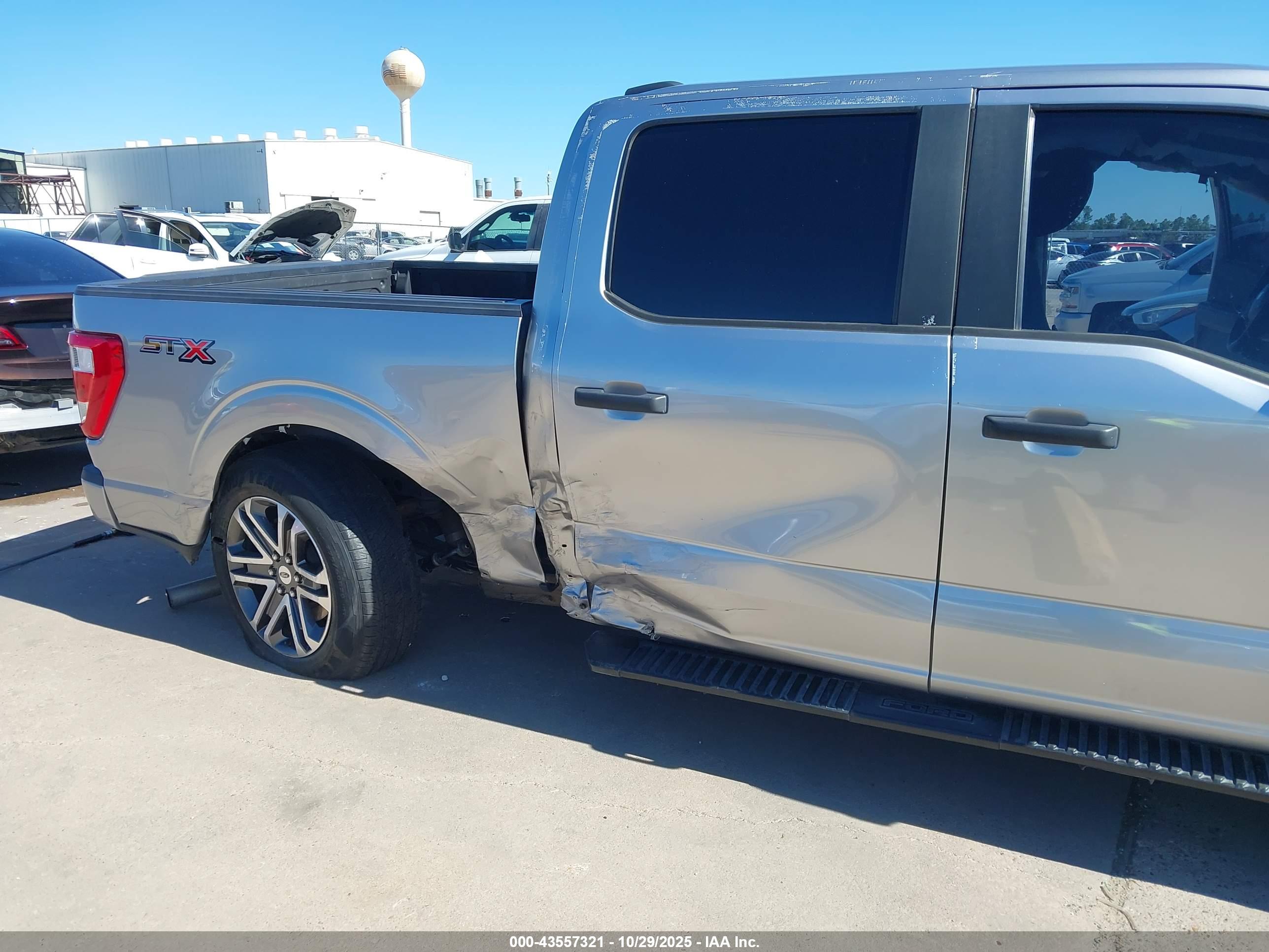 FORD F-150 image 6