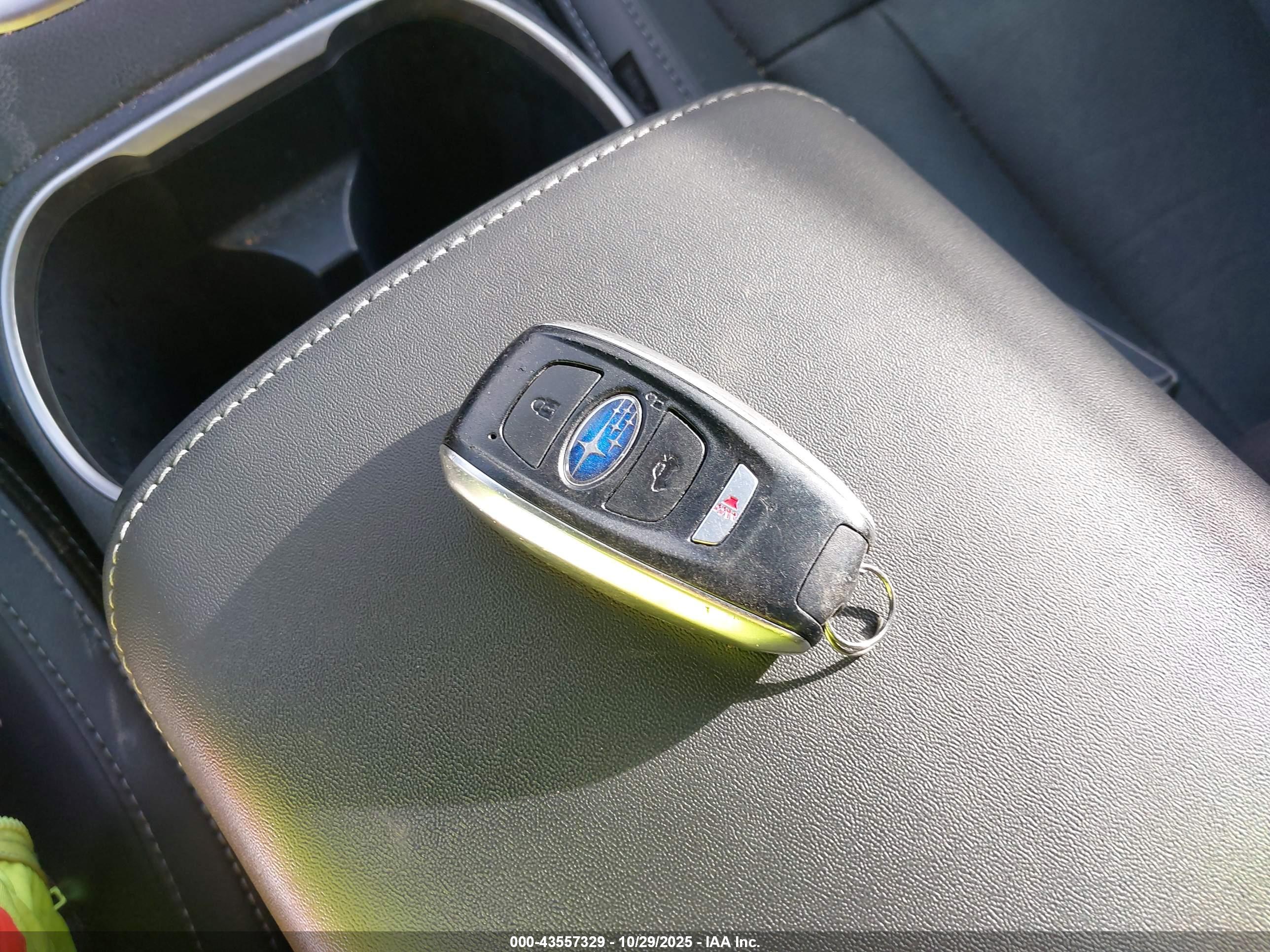 SUBARU OUTBACK image 11