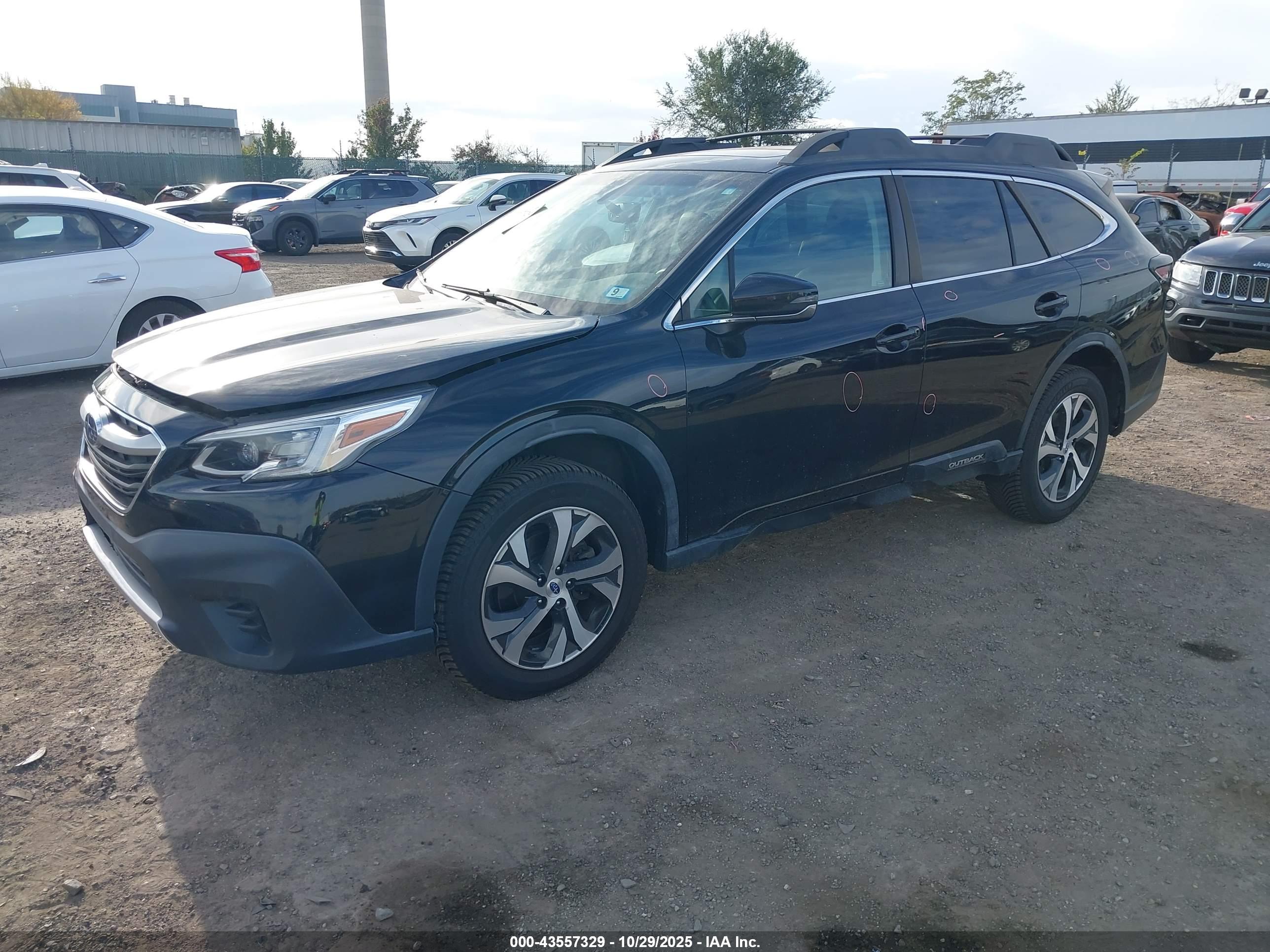 SUBARU OUTBACK image 2
