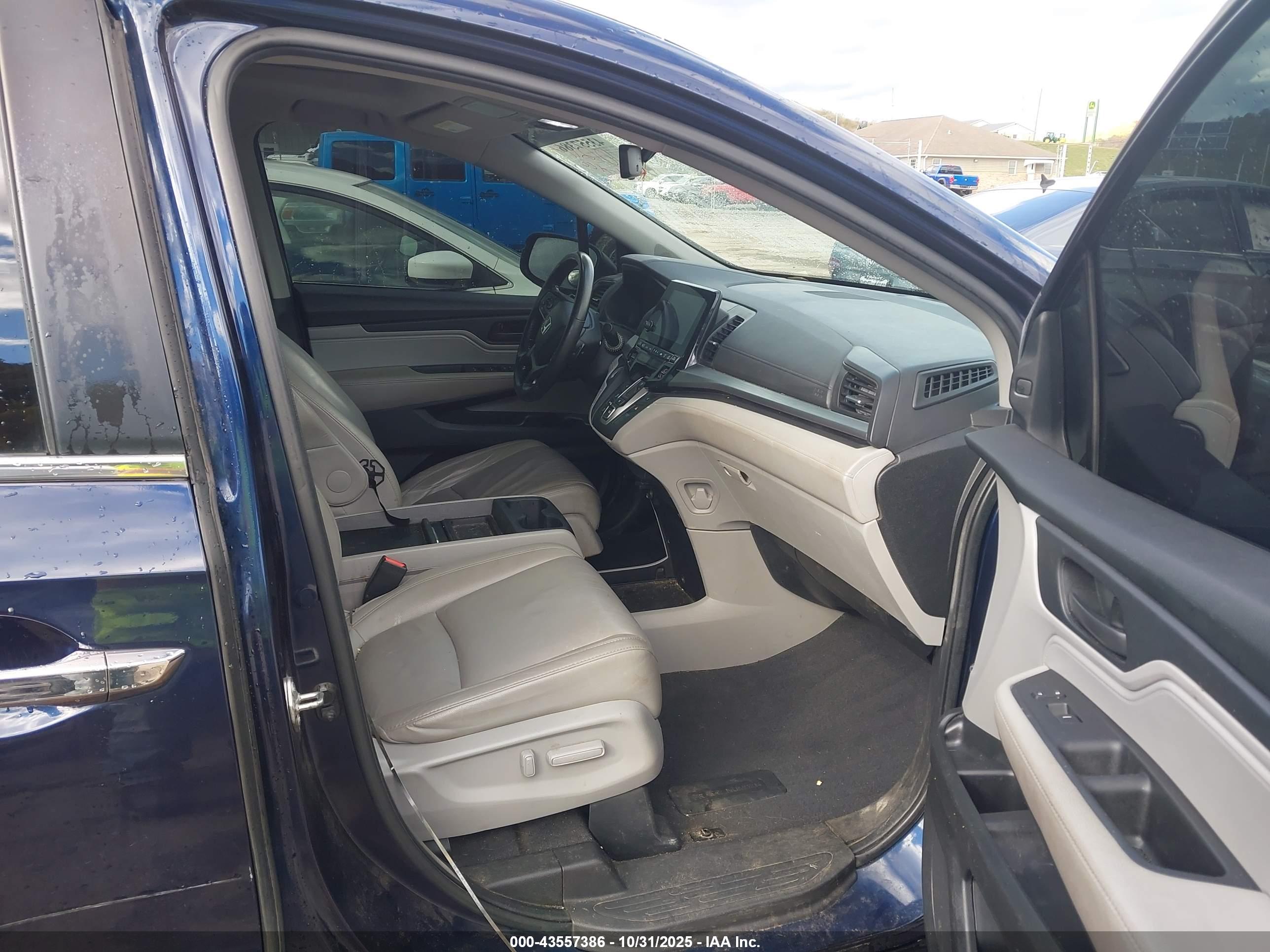HONDA ODYSSEY image 5