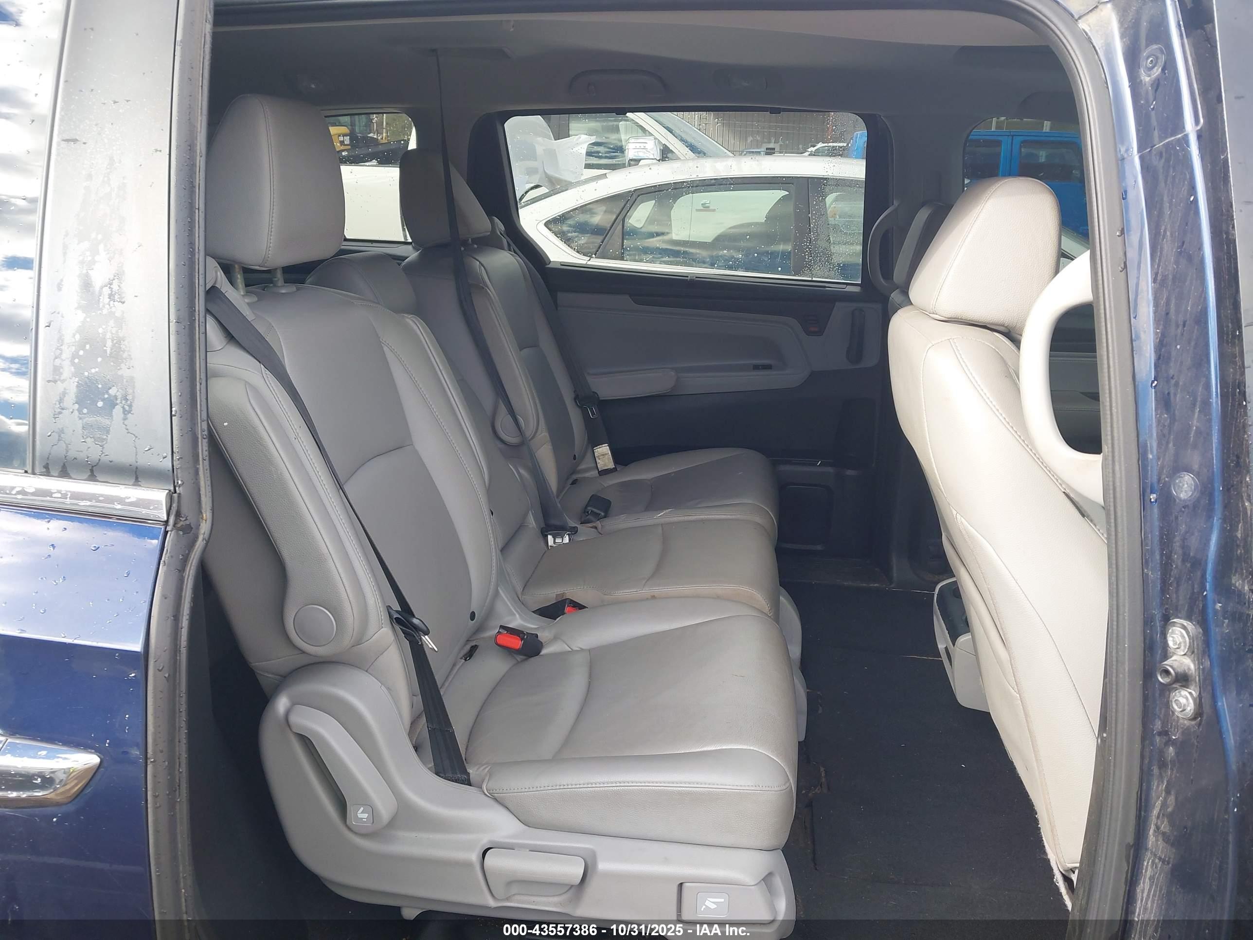 HONDA ODYSSEY image 8