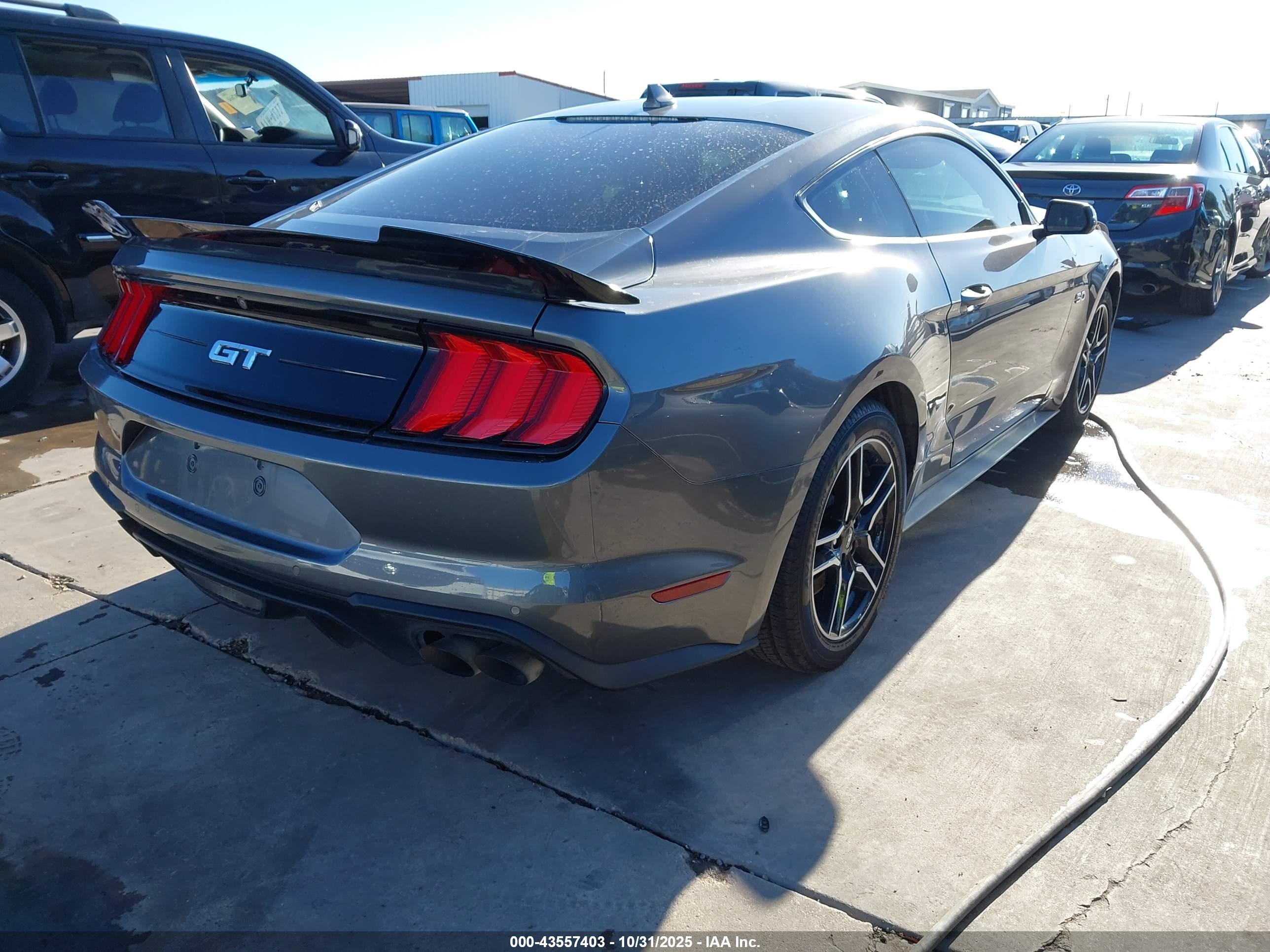 FORD MUSTANG image 4