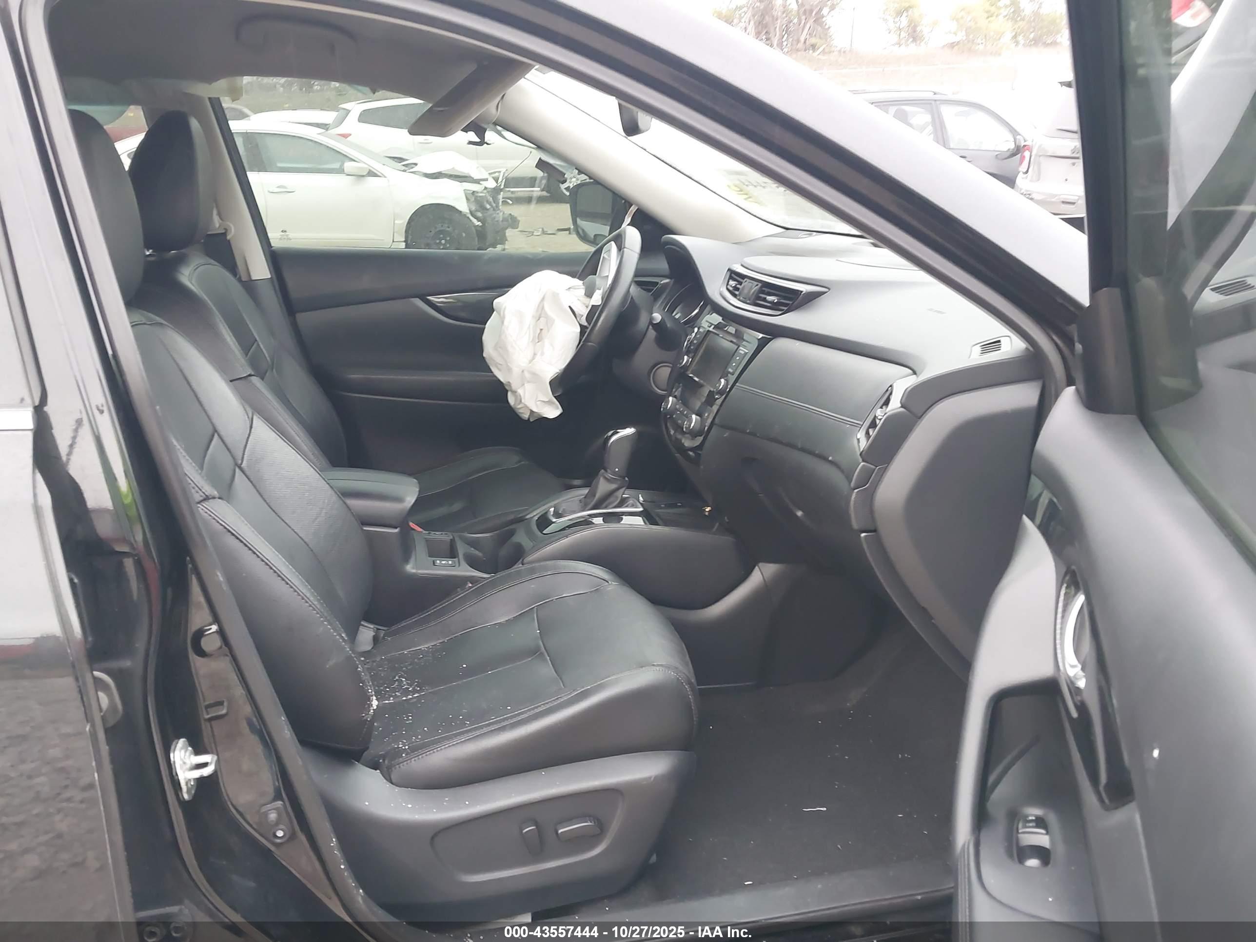 NISSAN ROGUE image 5