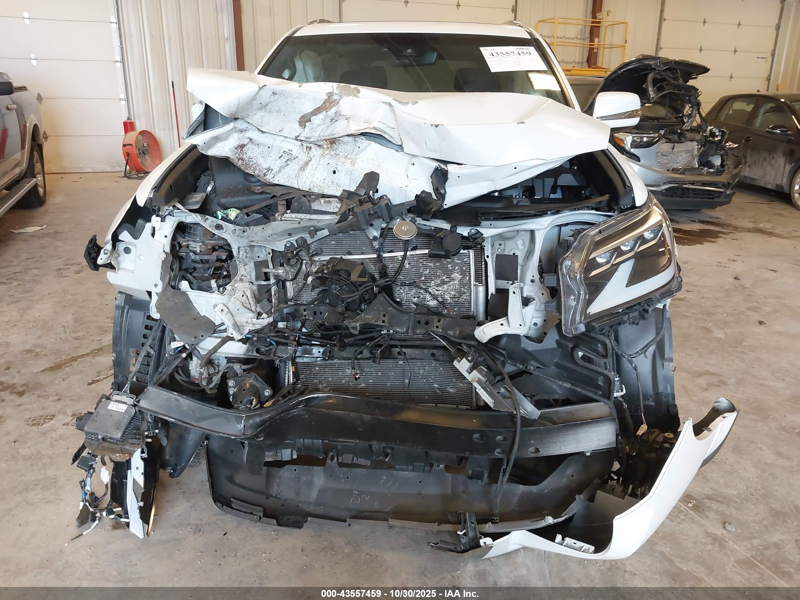 LEXUS GX image 6