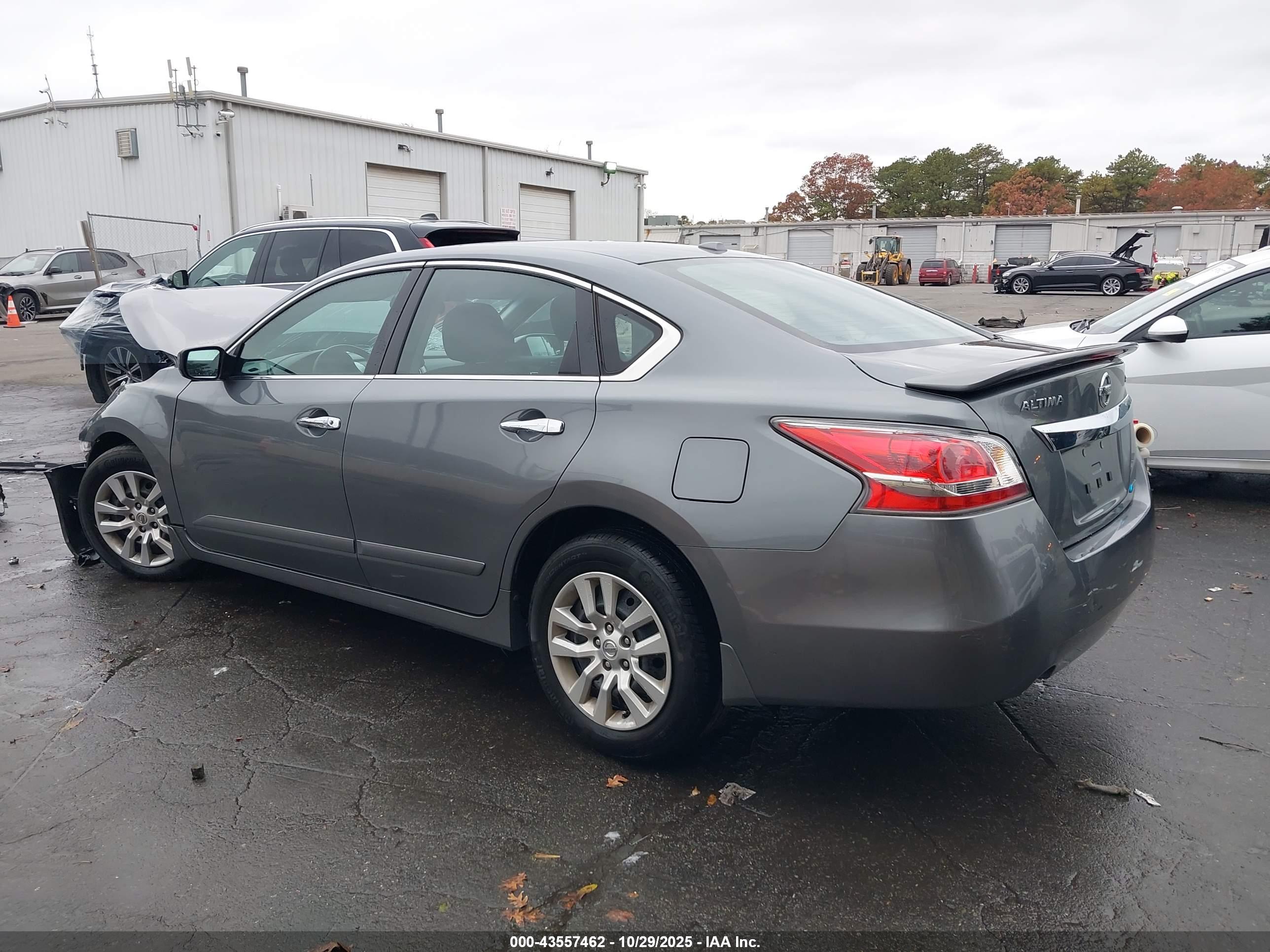 NISSAN ALTIMA image 3