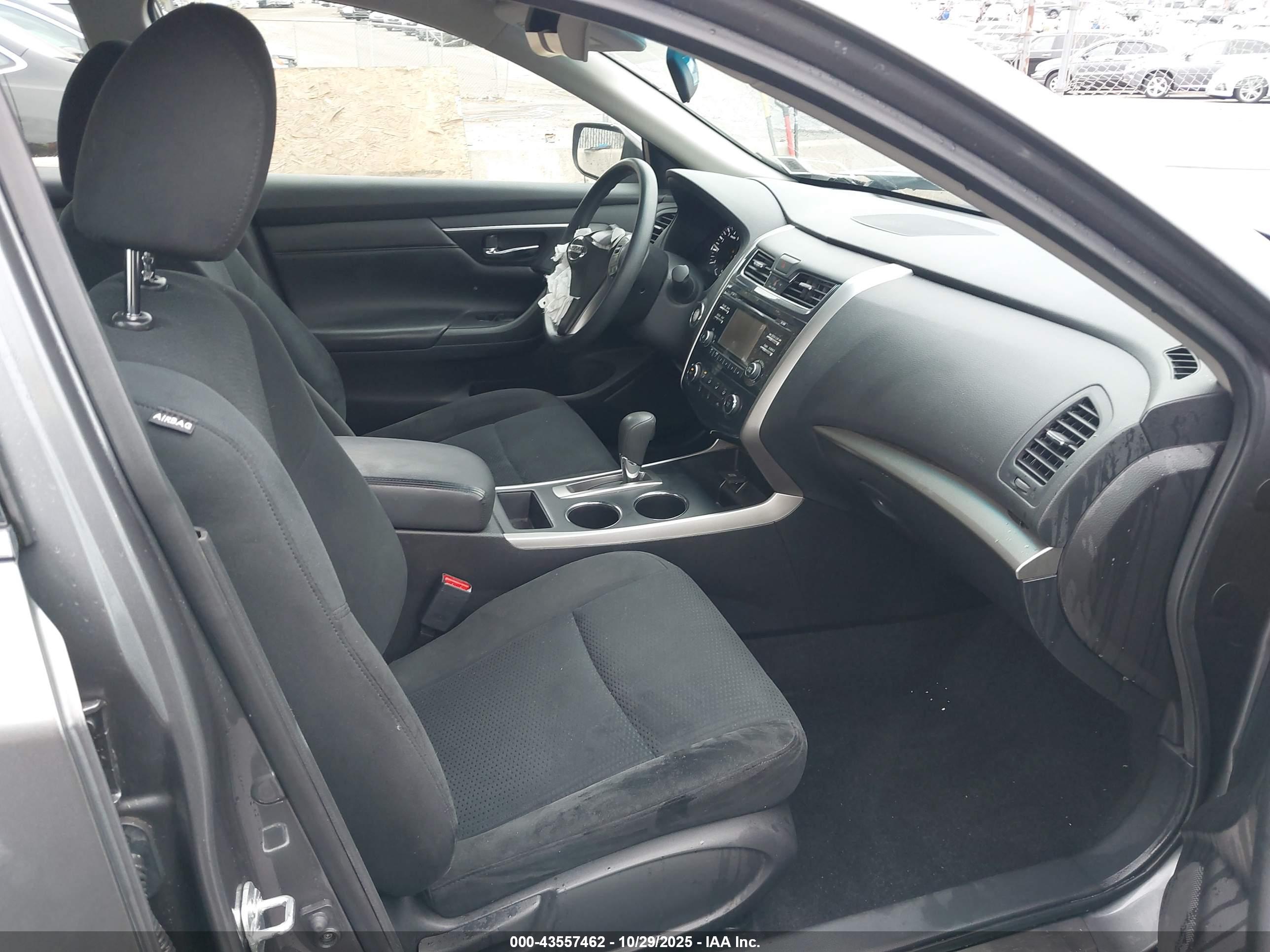 NISSAN ALTIMA image 5
