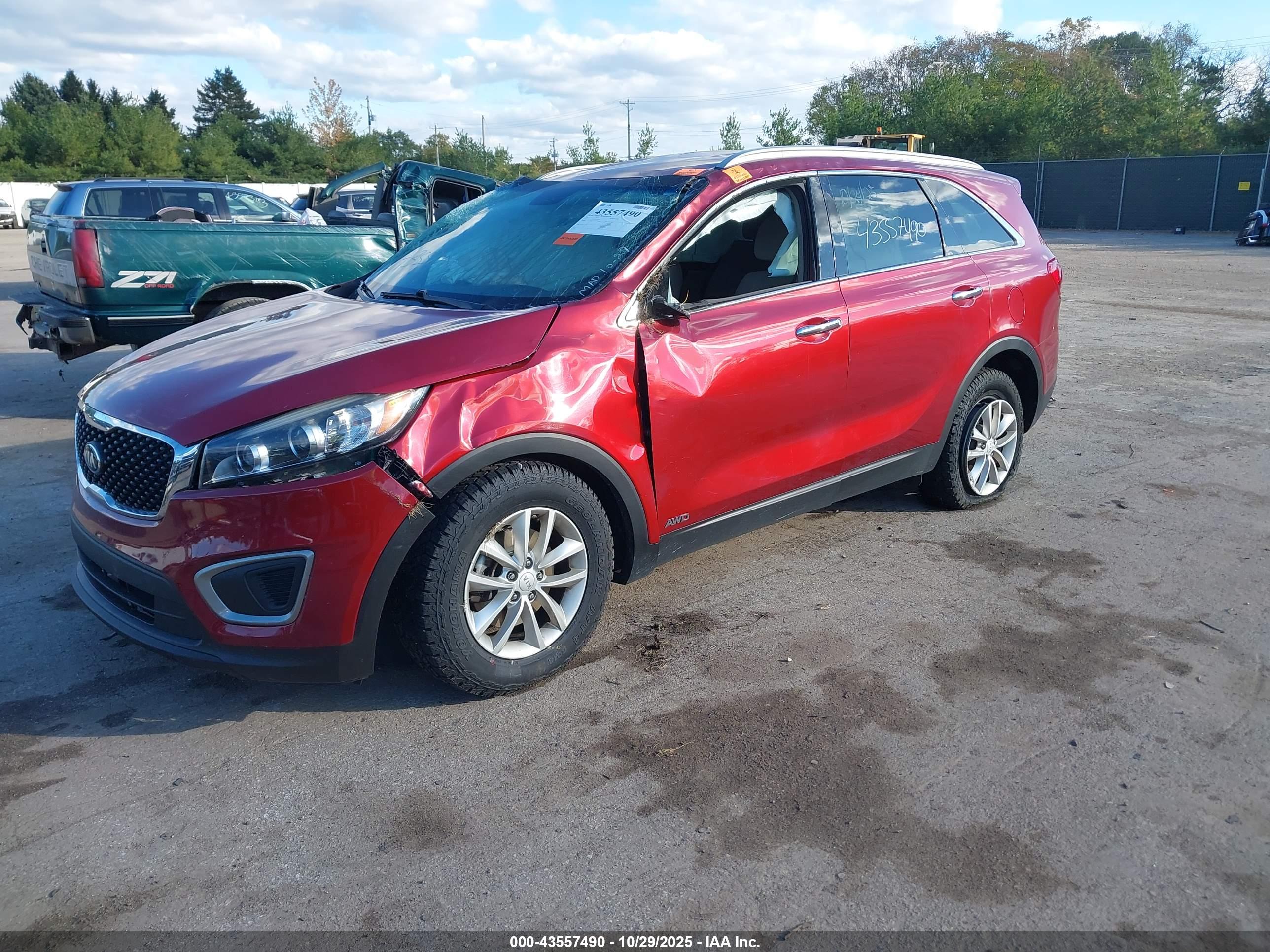 KIA SORENTO image 2