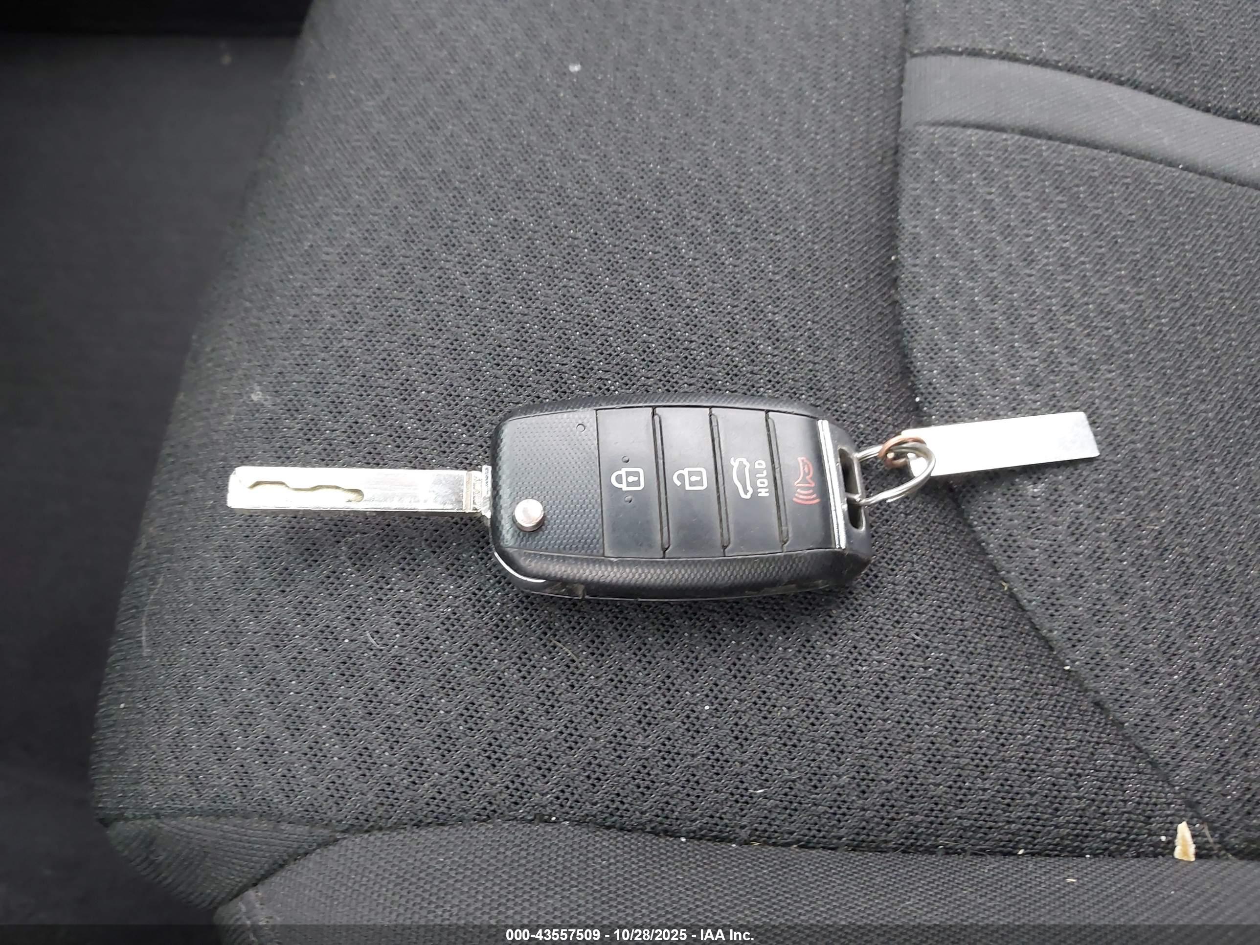KIA OPTIMA image 11