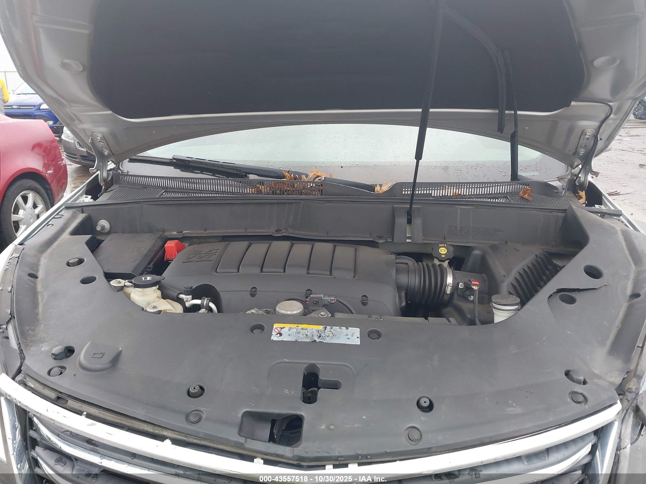 CHEVROLET TRAVERSE image 10