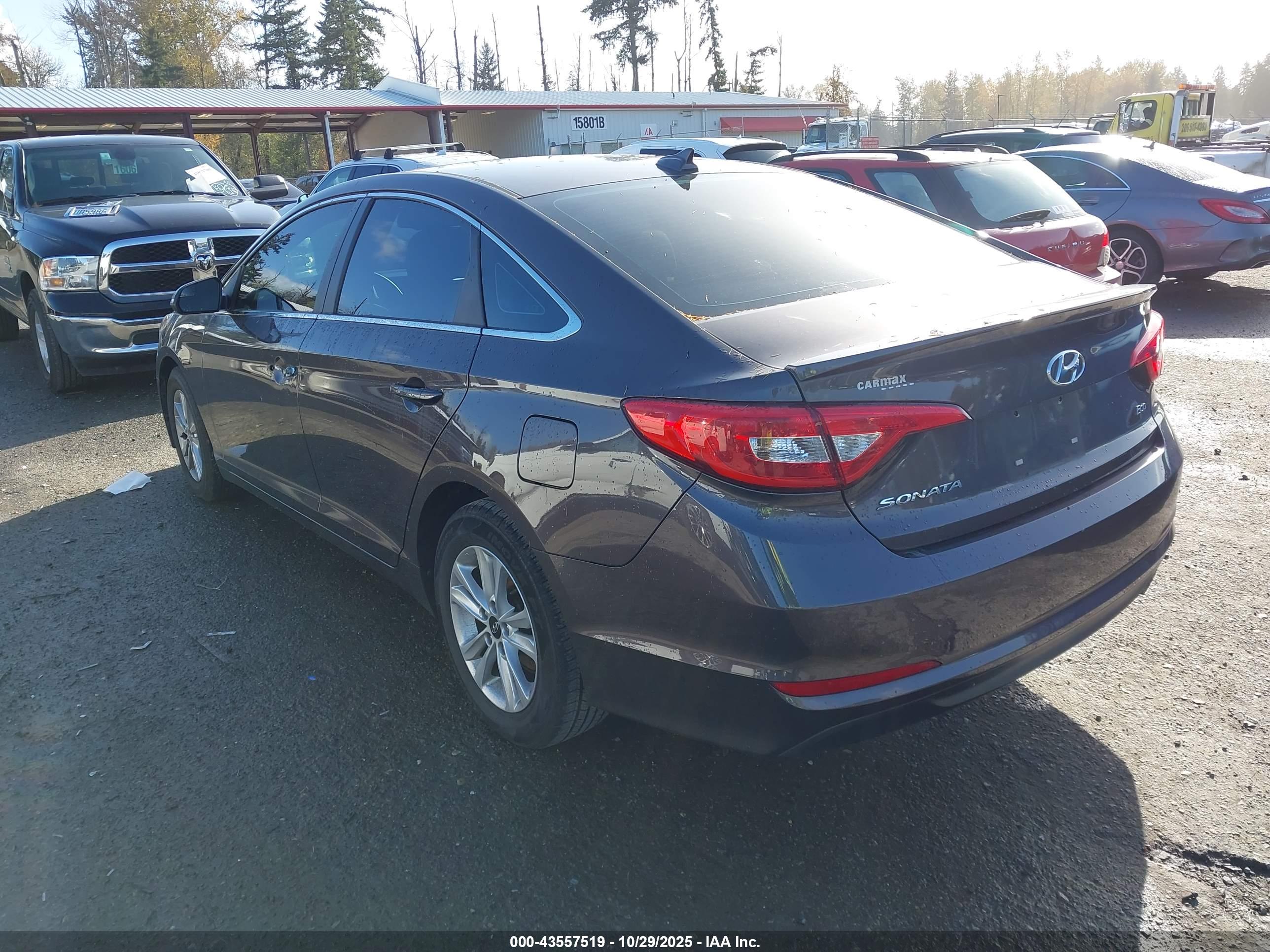 HYUNDAI SONATA image 3