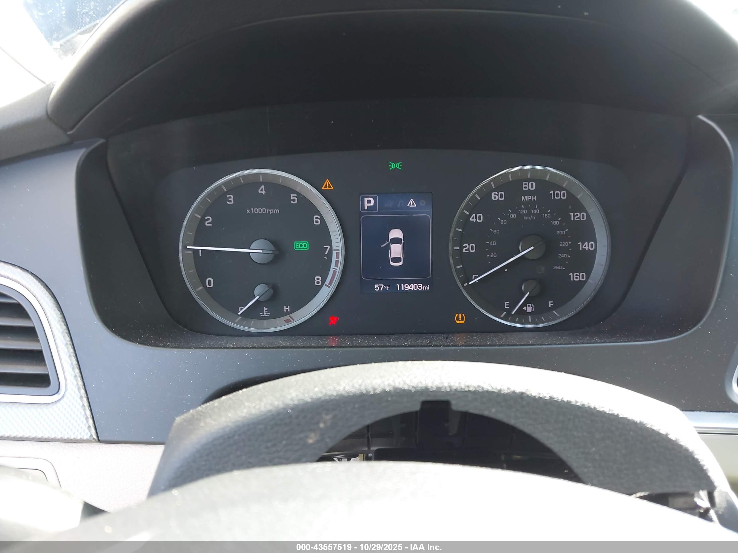 HYUNDAI SONATA image 7