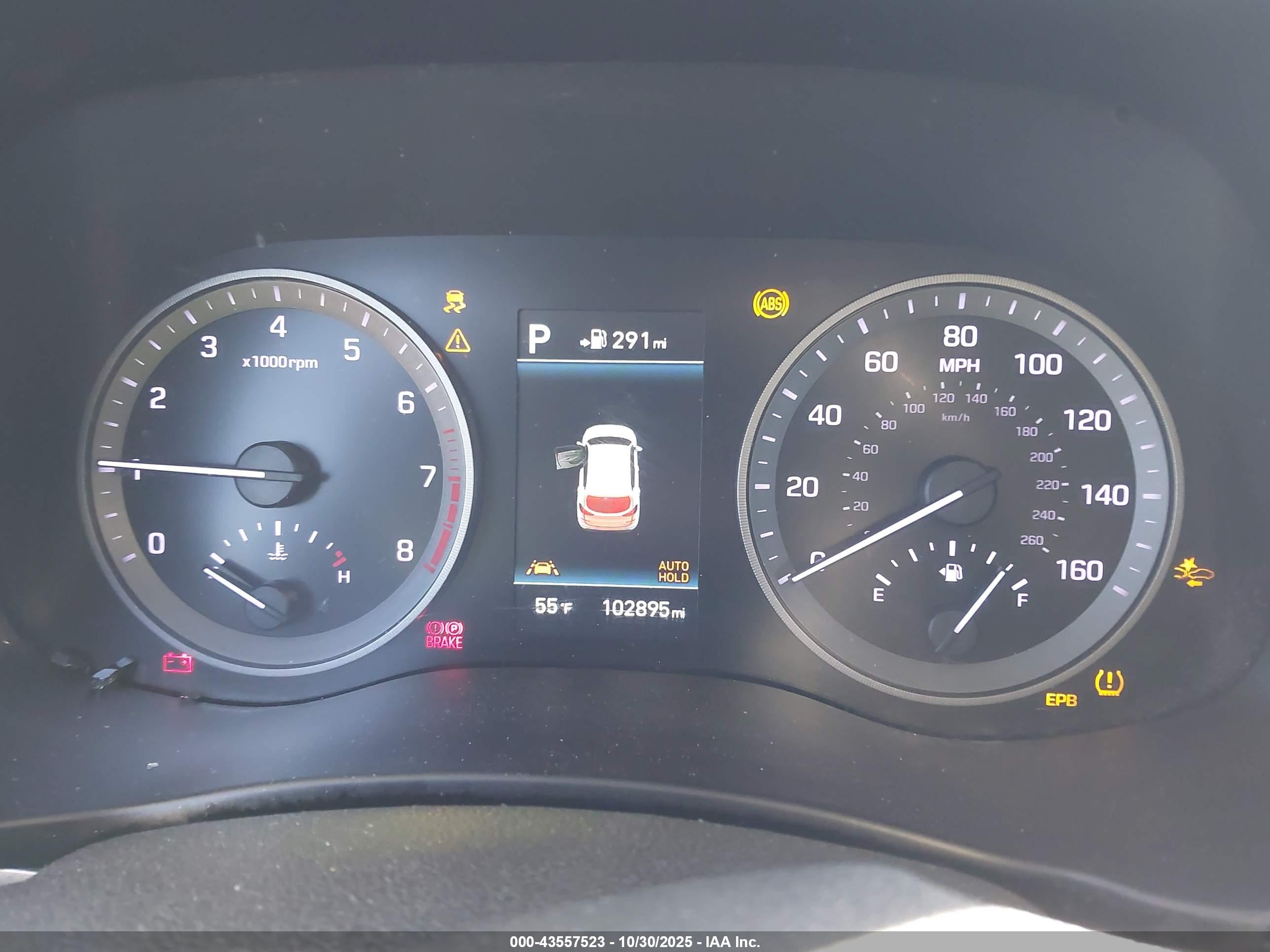 HYUNDAI TUCSON image 7