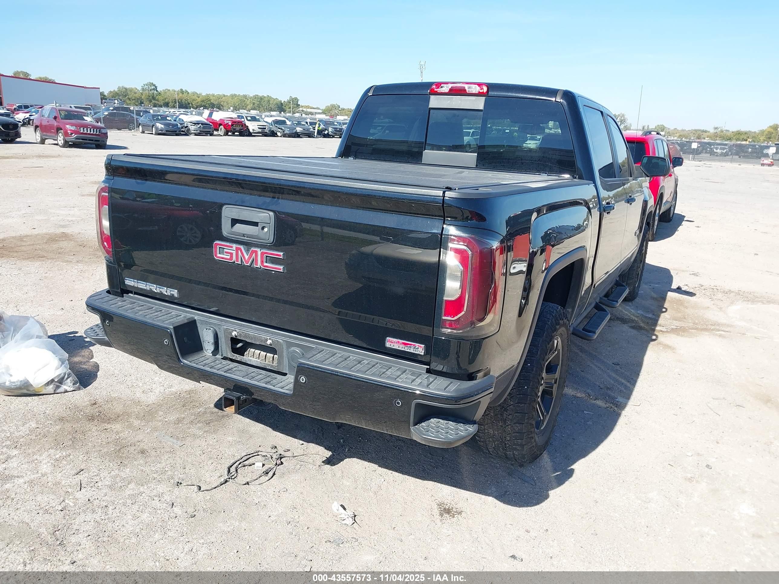 GMC SIERRA image 4