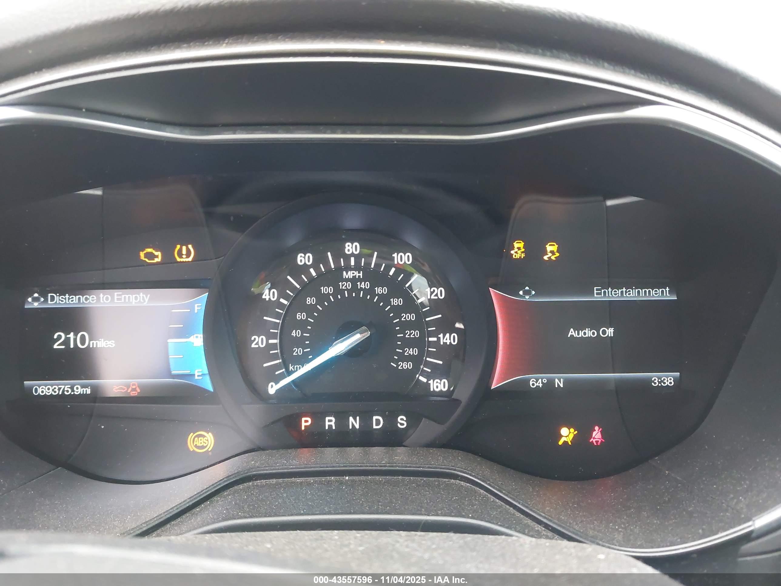 FORD FUSION image 7