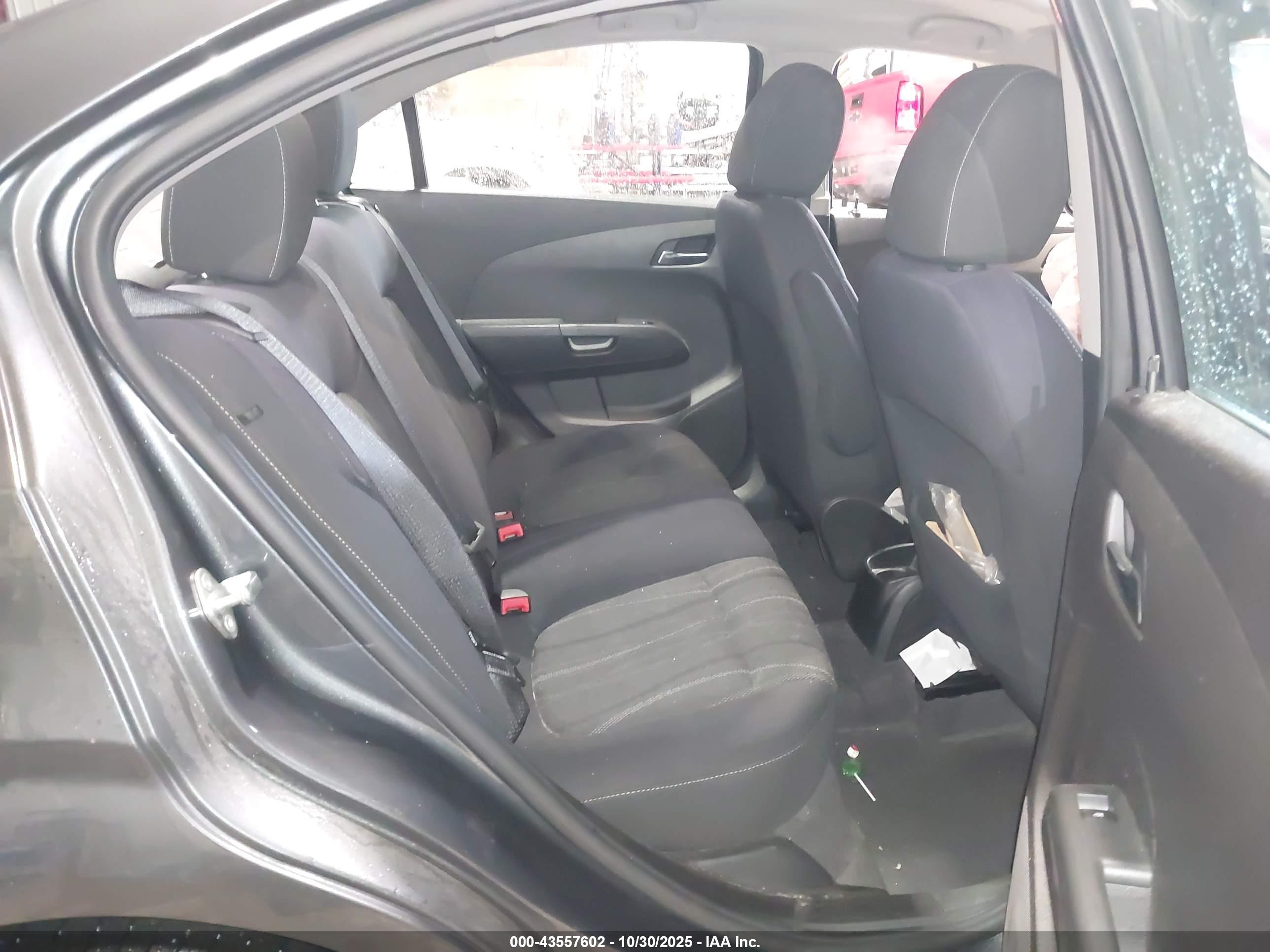 CHEVROLET SONIC image 8