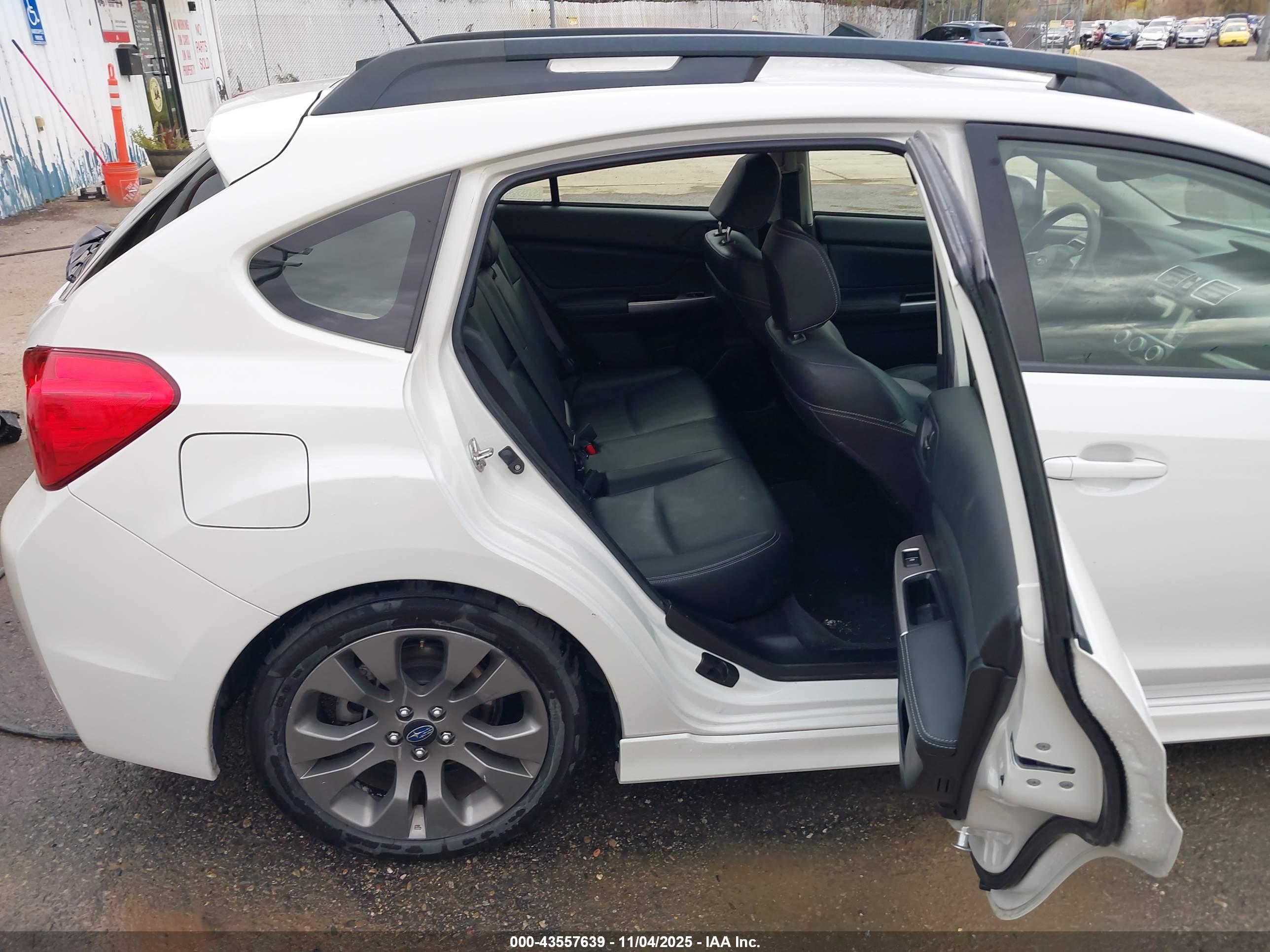 SUBARU IMPREZA image 8