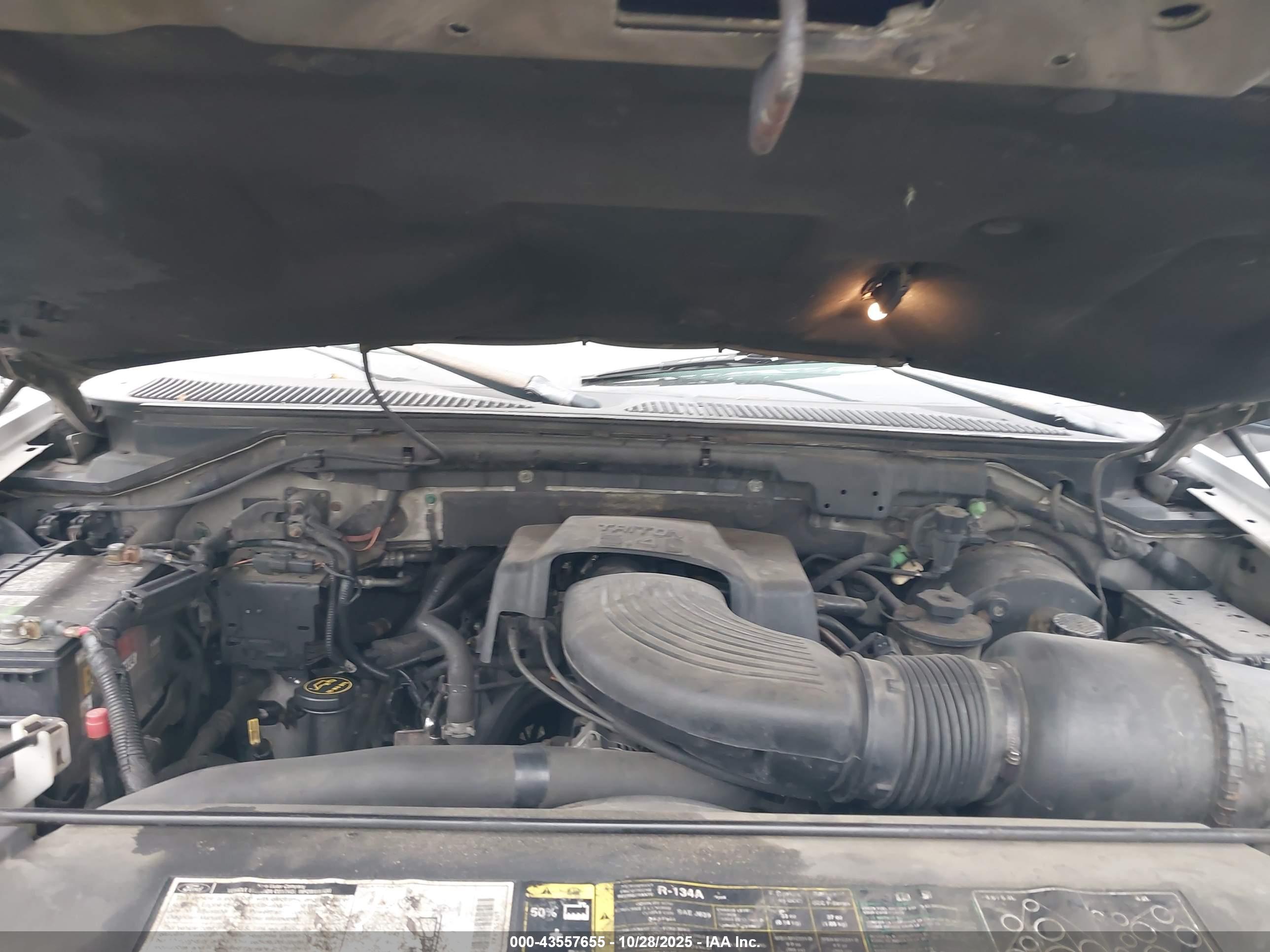FORD F-150 image 10