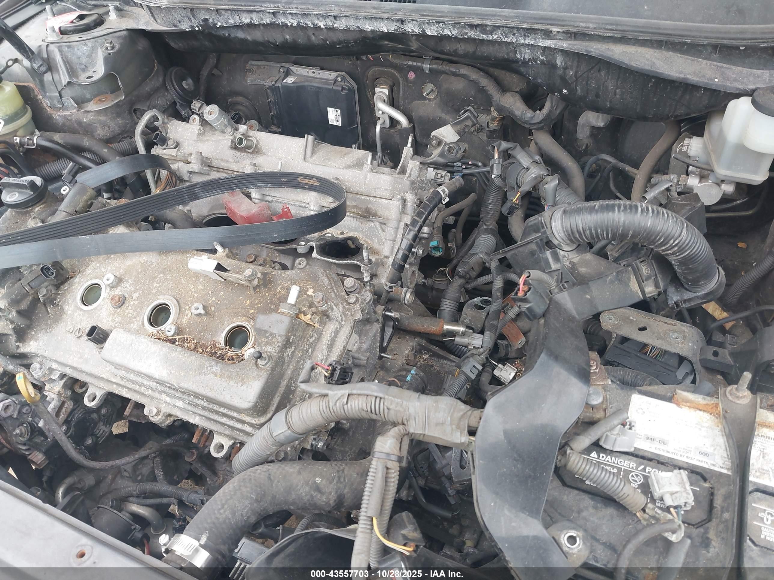 TOYOTA CAMRY image 6