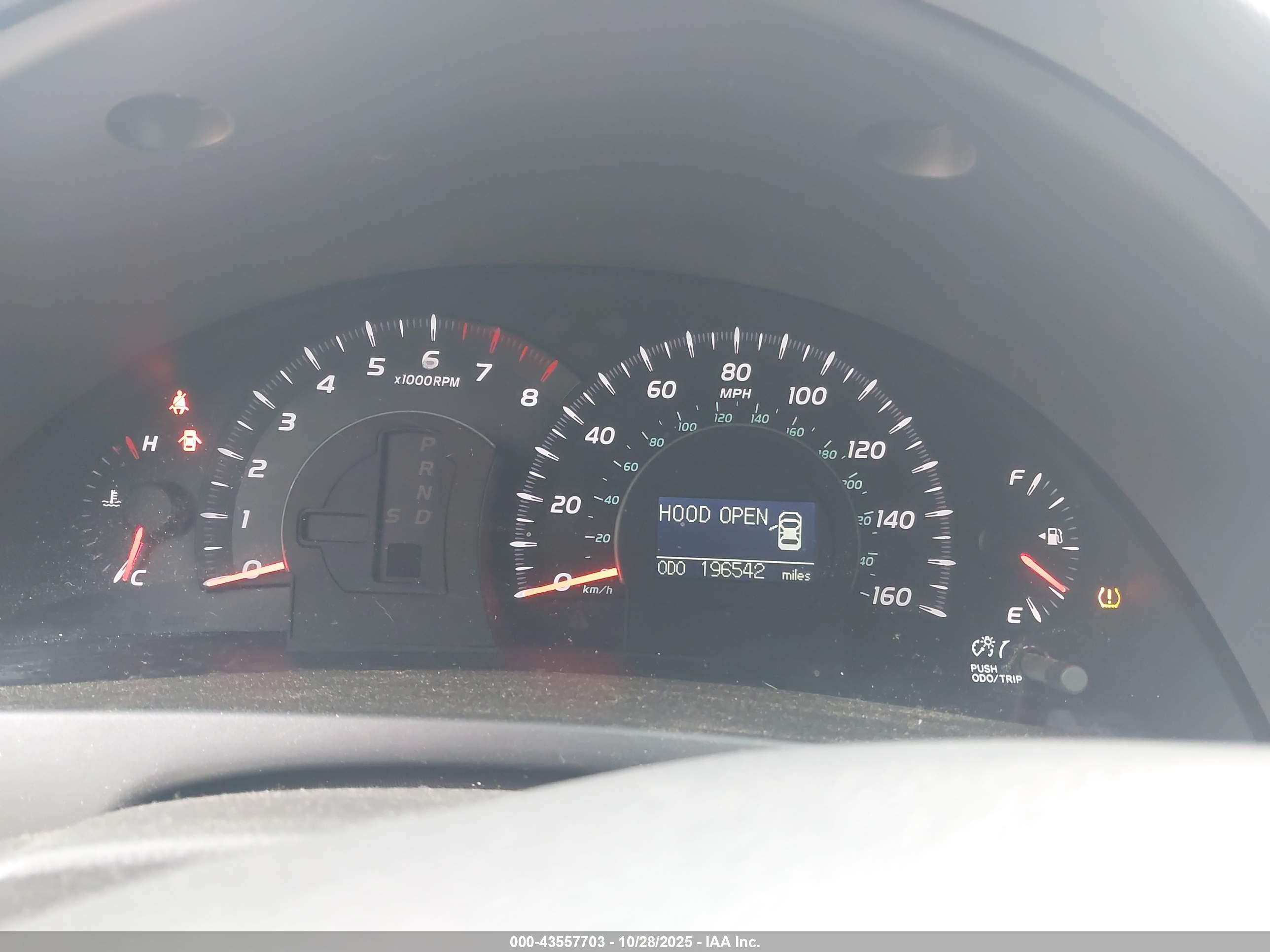 TOYOTA CAMRY image 7