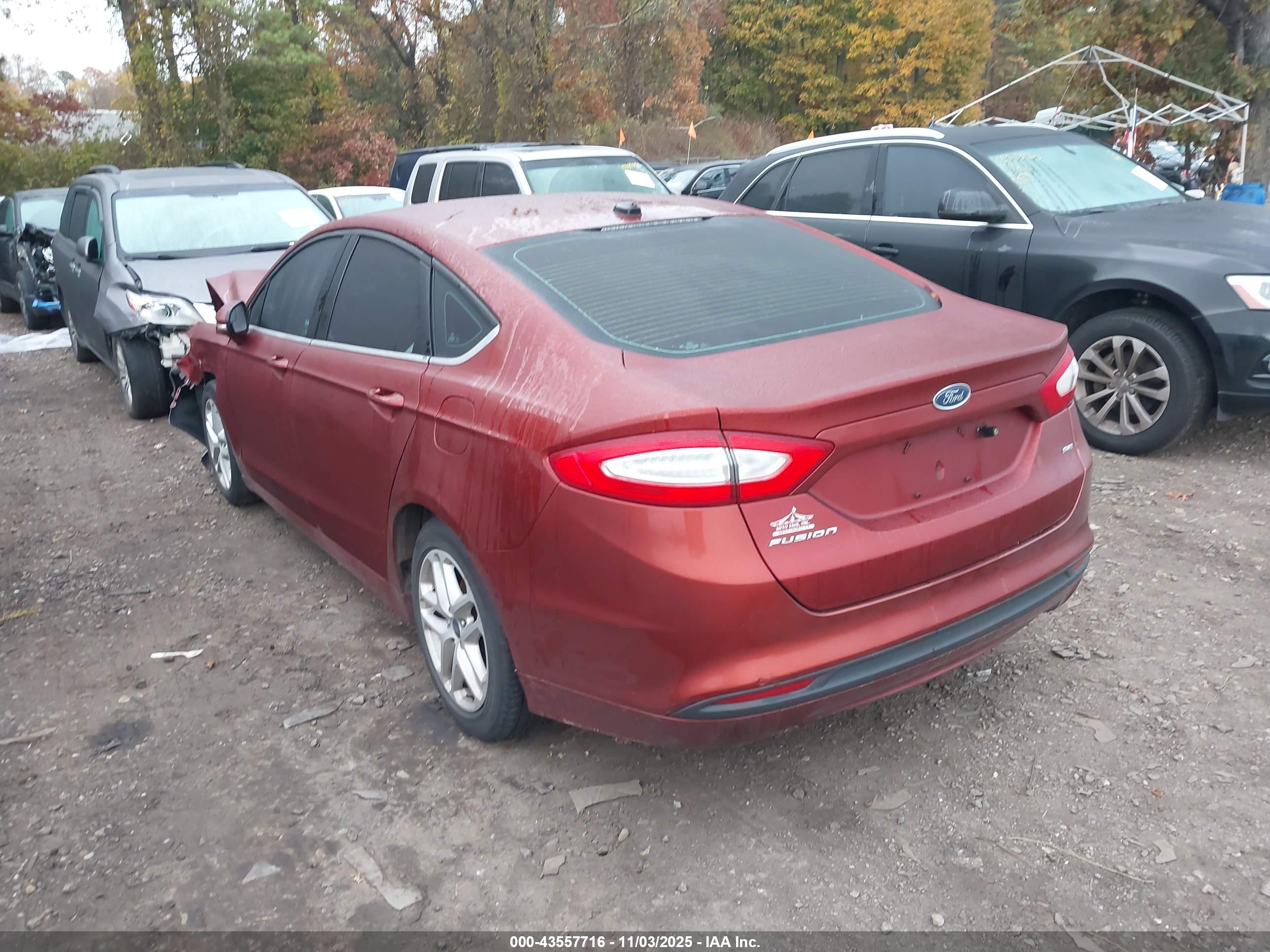FORD FUSION image 3