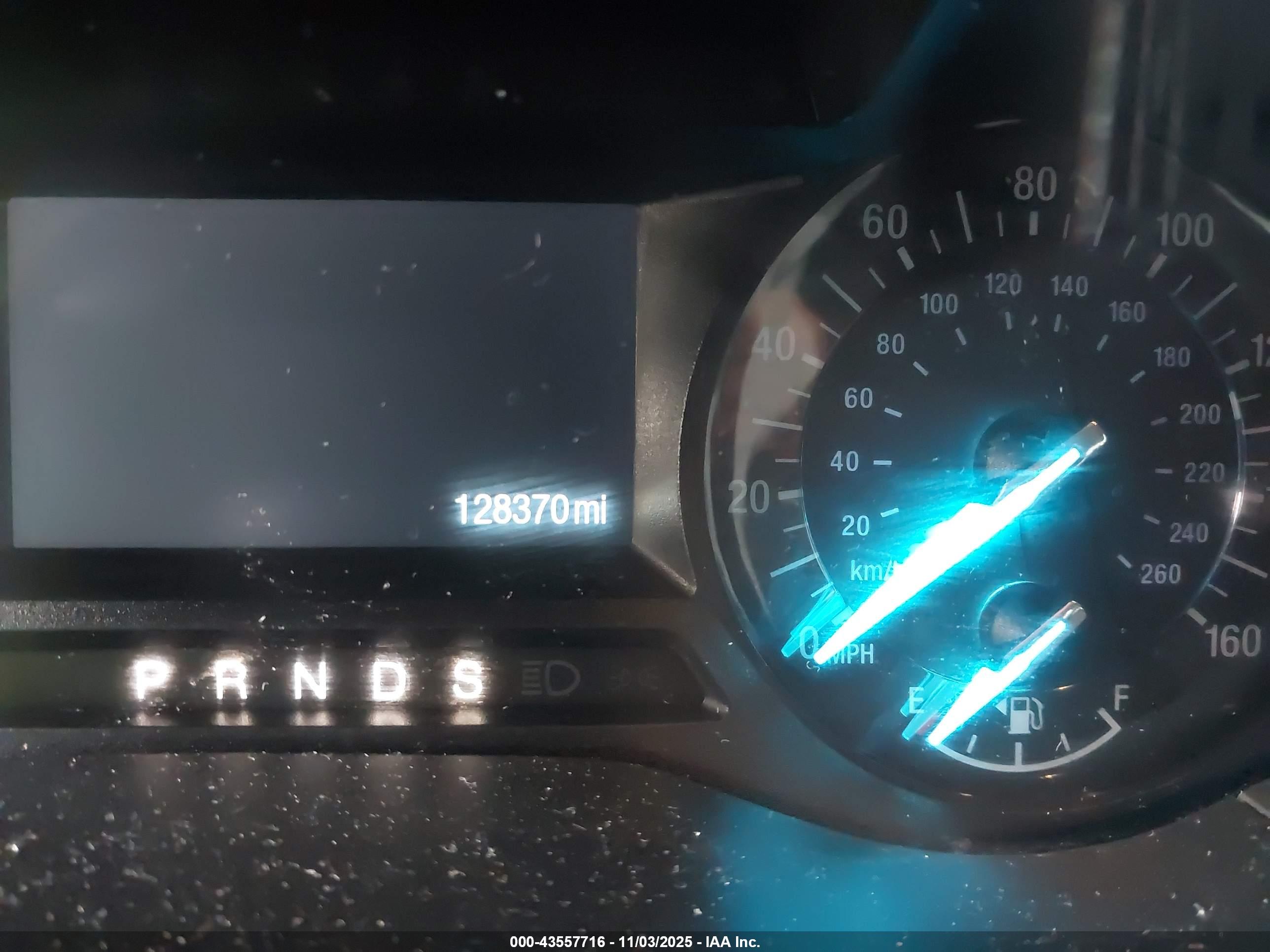 FORD FUSION image 7