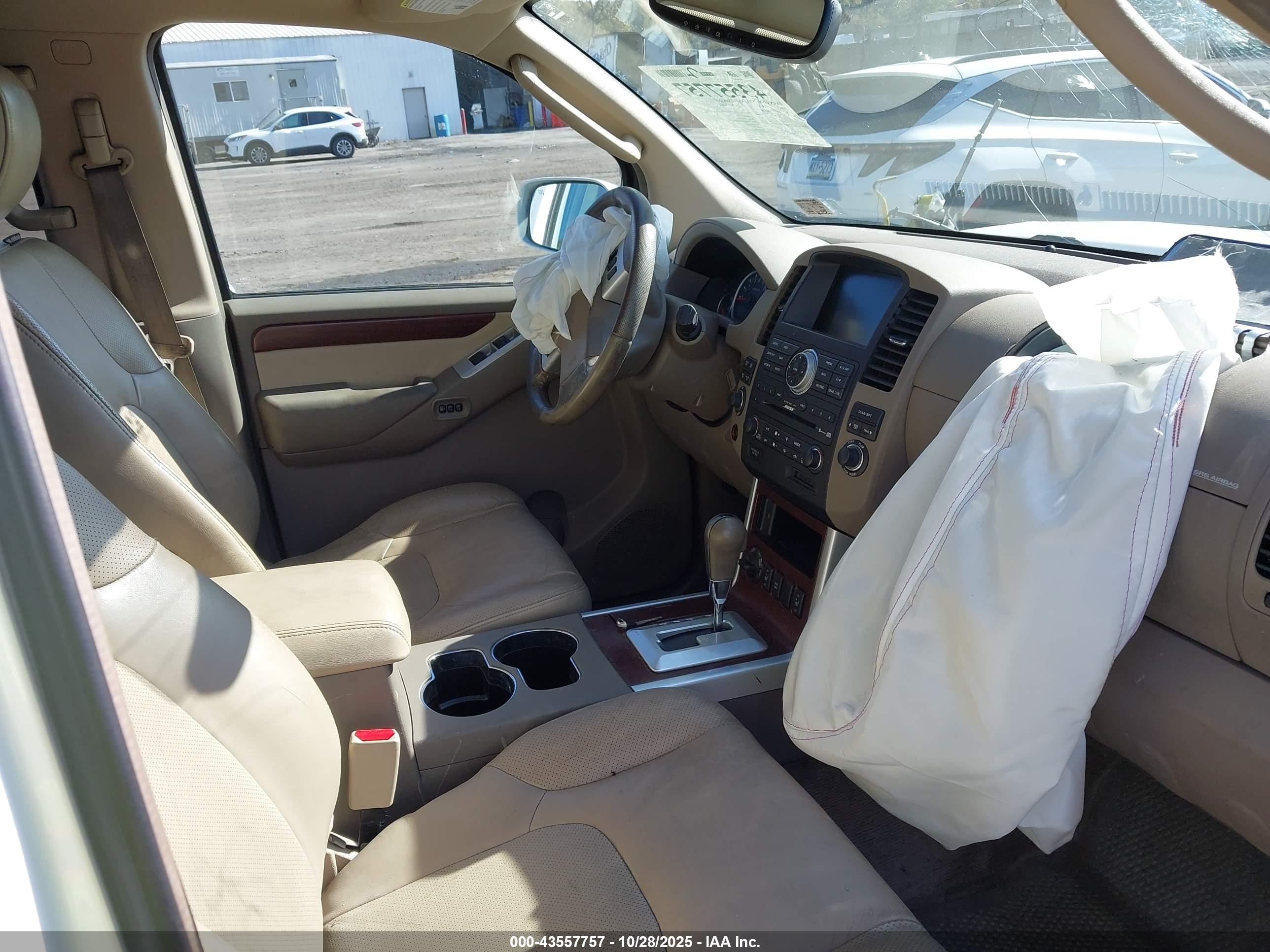 NISSAN PATHFINDER image 5
