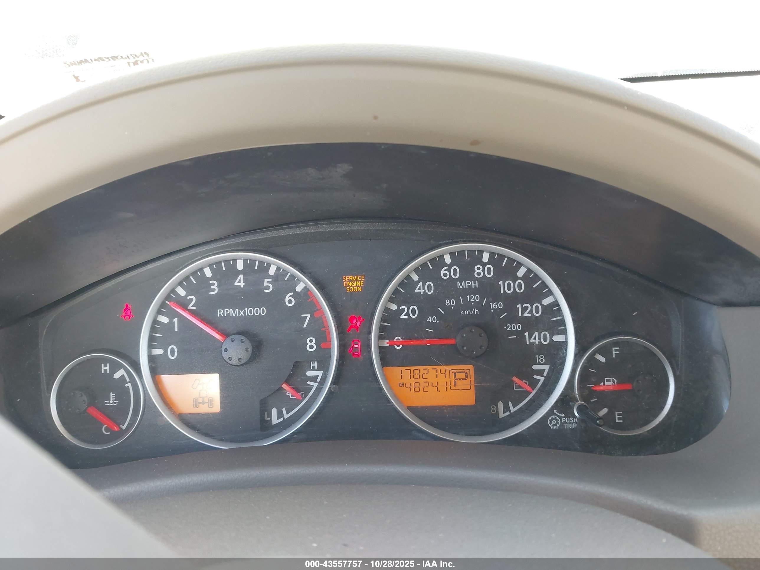 NISSAN PATHFINDER image 7