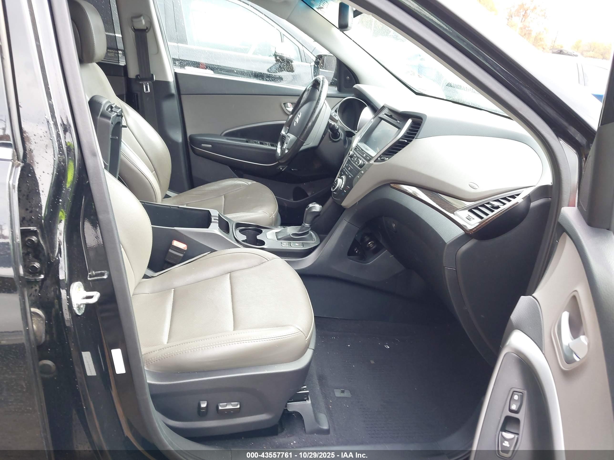 HYUNDAI SANTA image 5