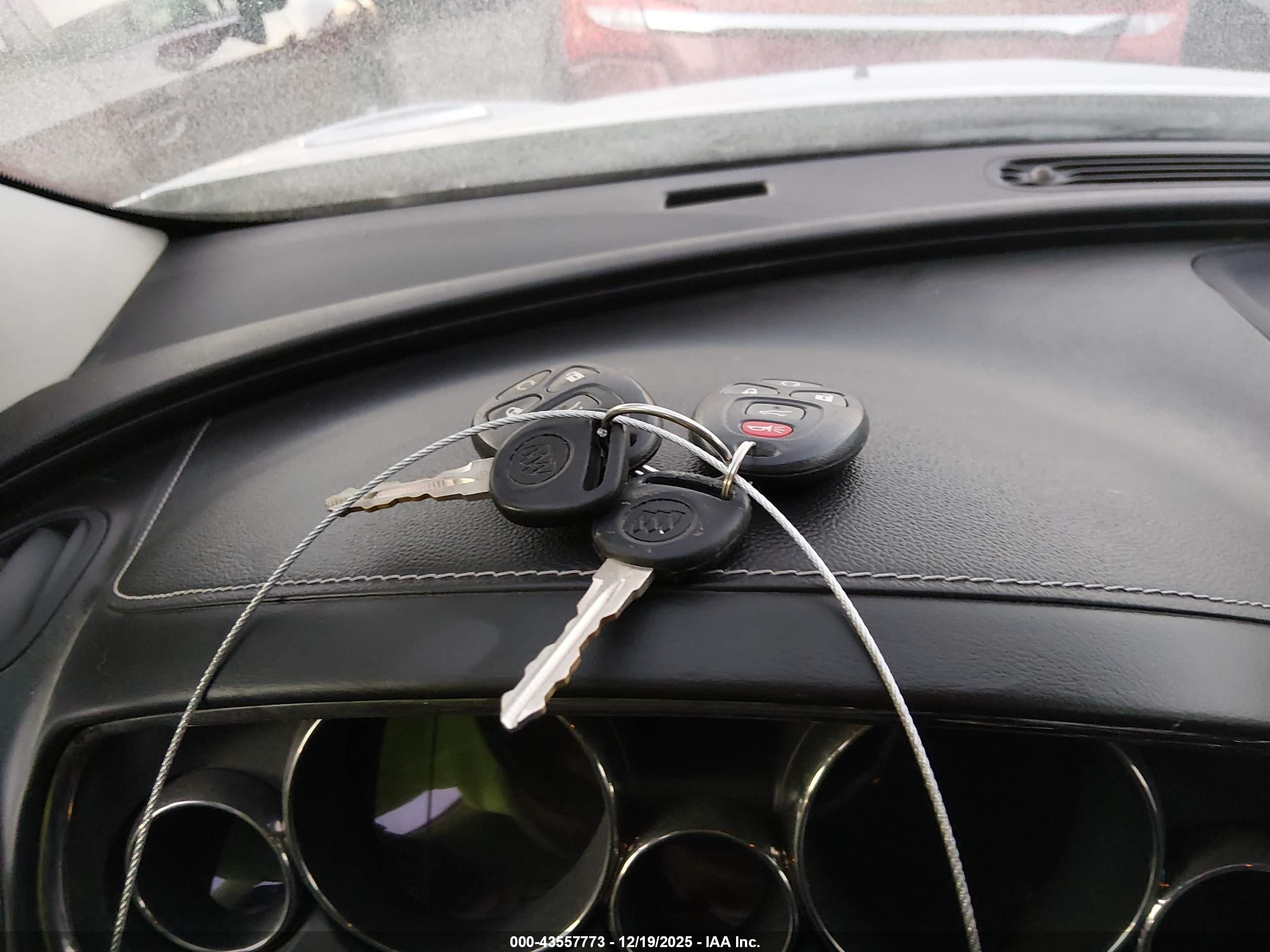 BUICK ENCLAVE image 11