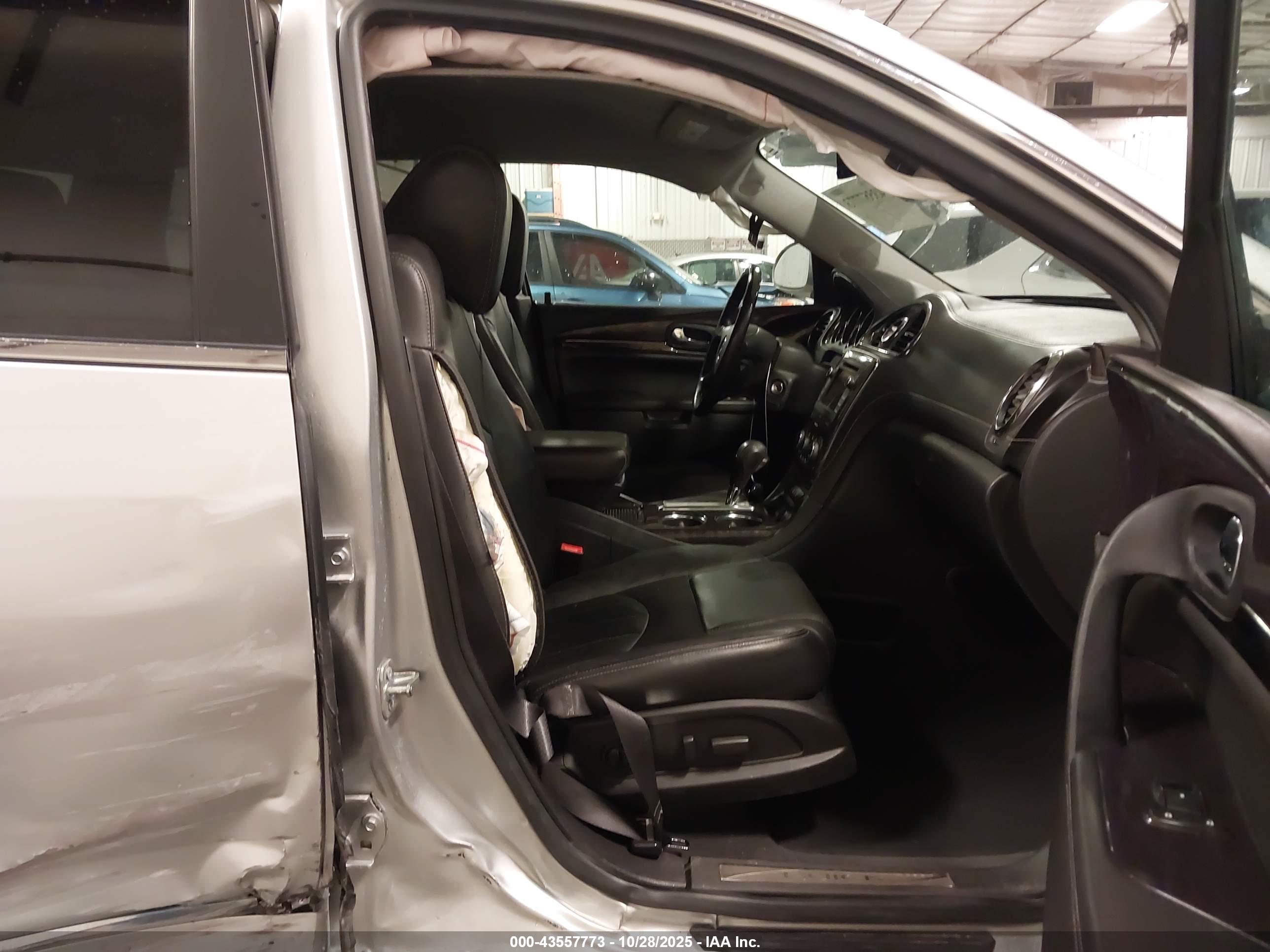 BUICK ENCLAVE image 5