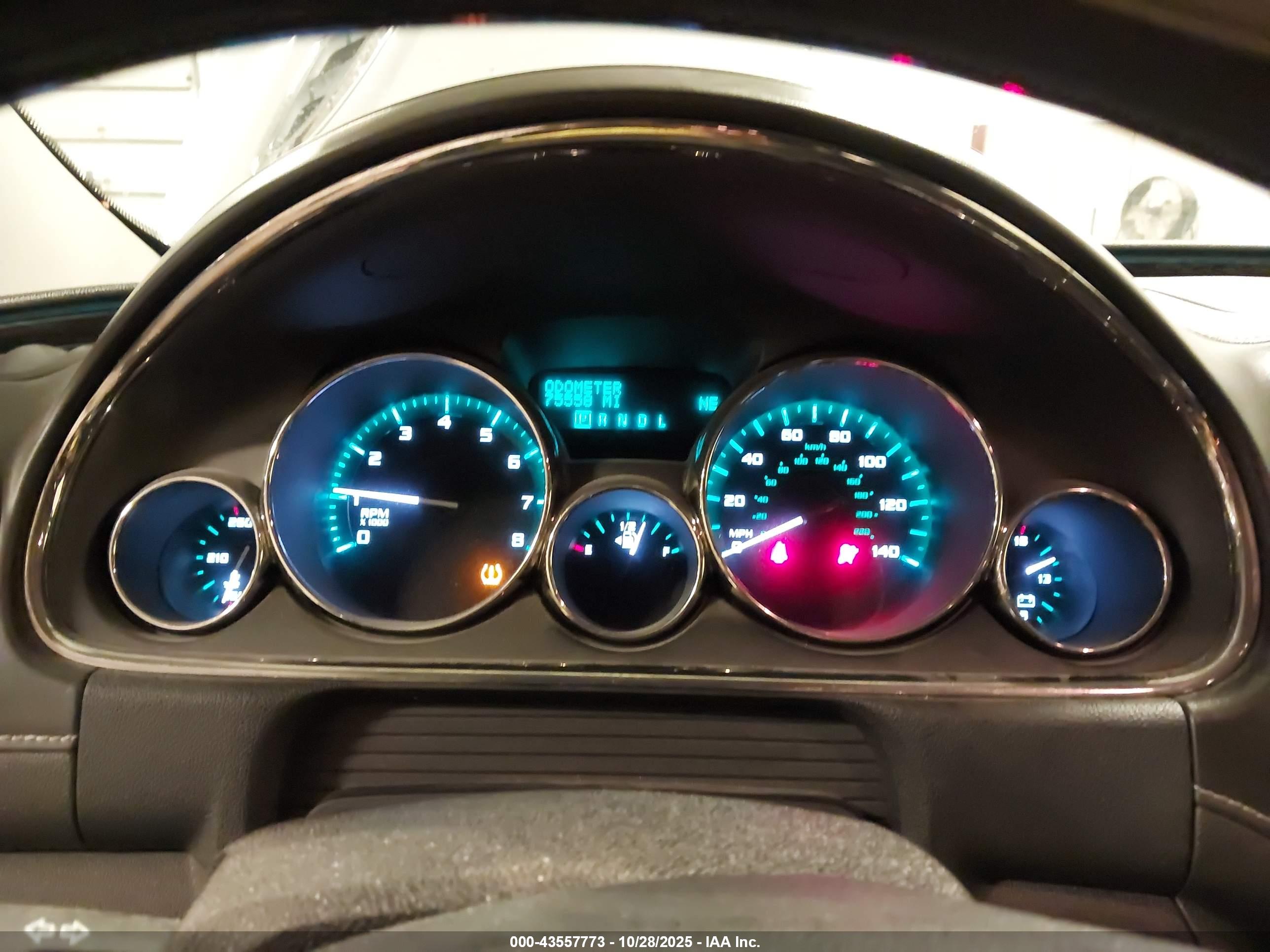 BUICK ENCLAVE image 7