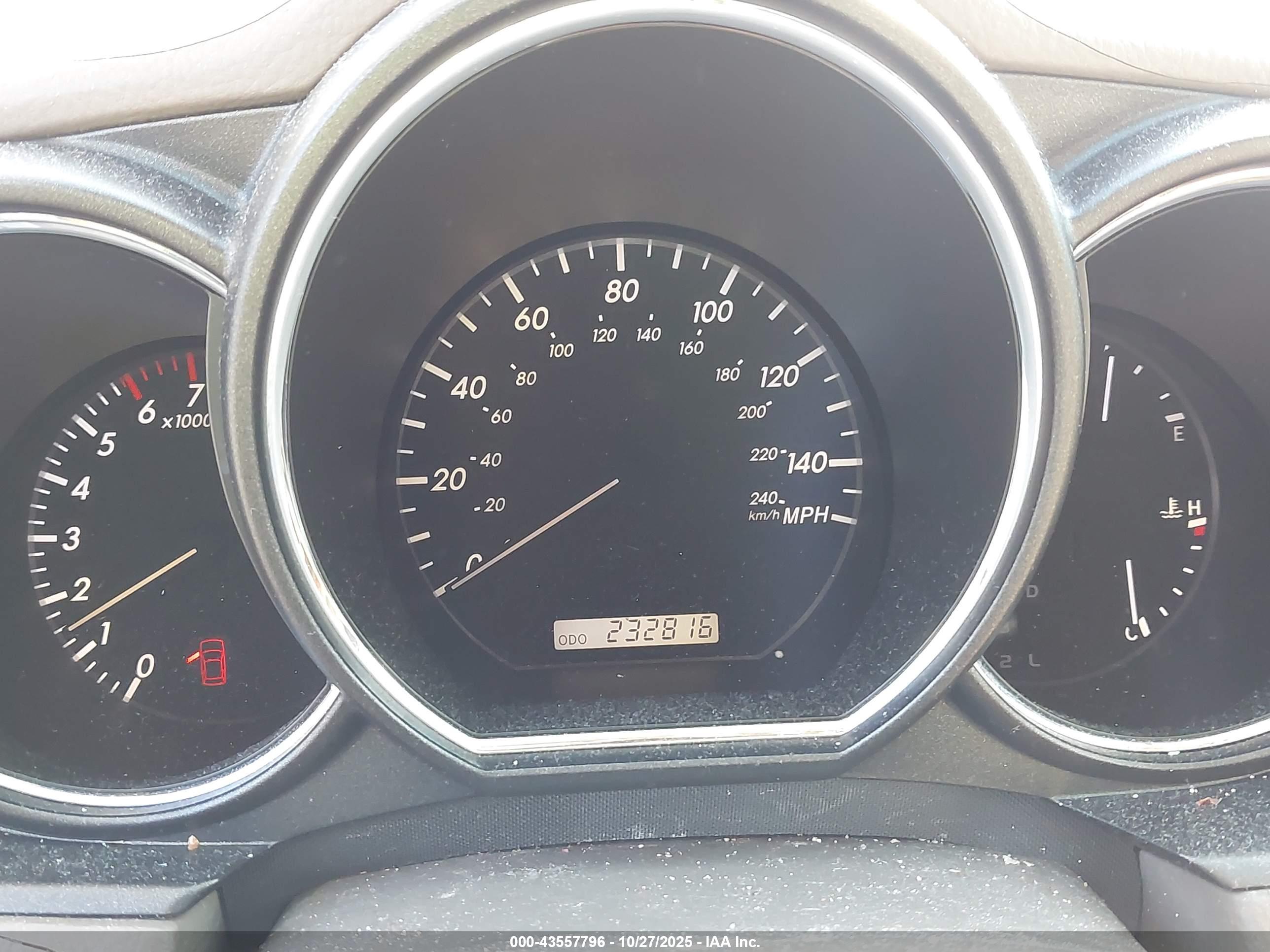 LEXUS RX image 7