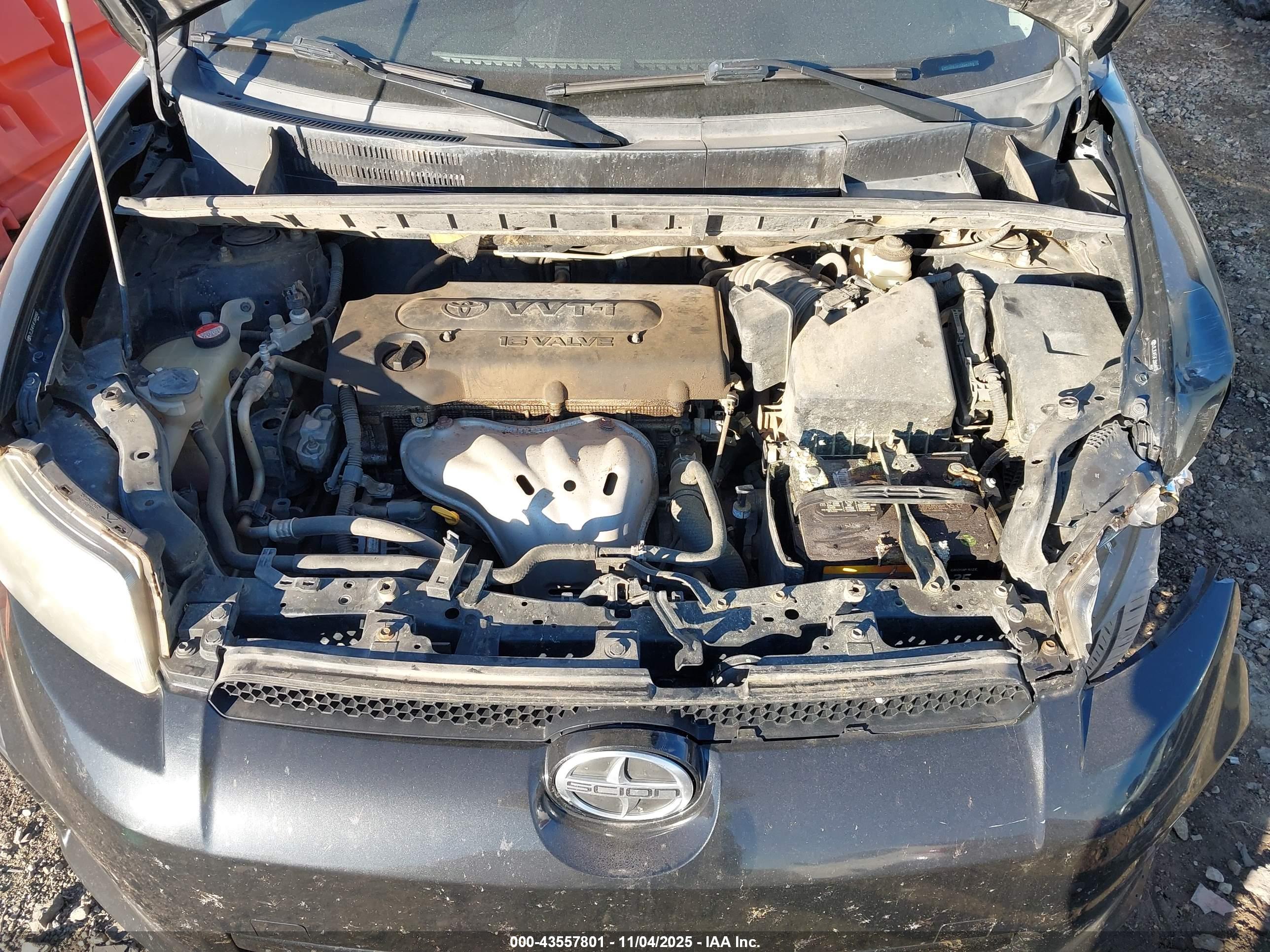 SCION XB image 10