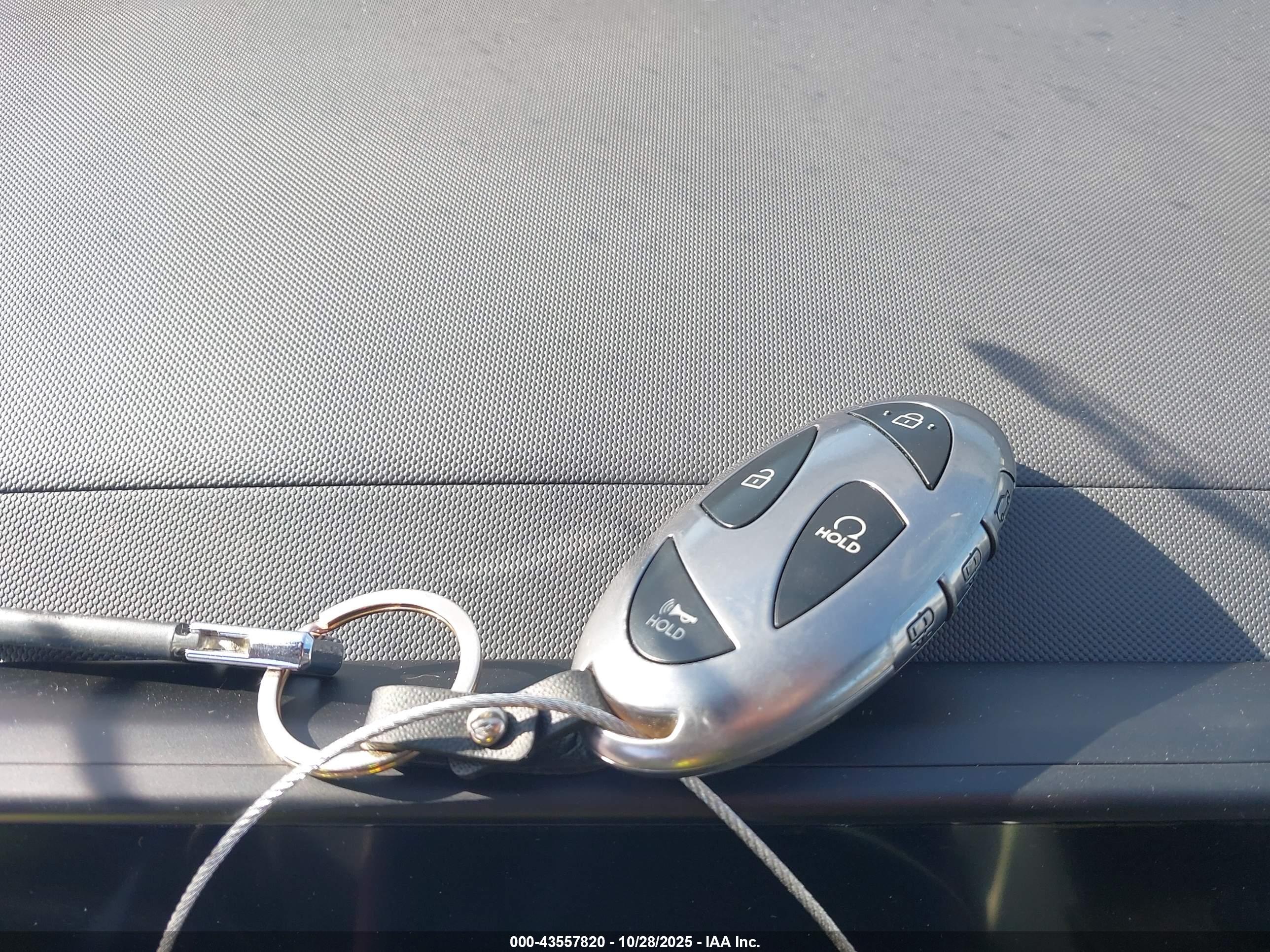 HYUNDAI KONA image 11