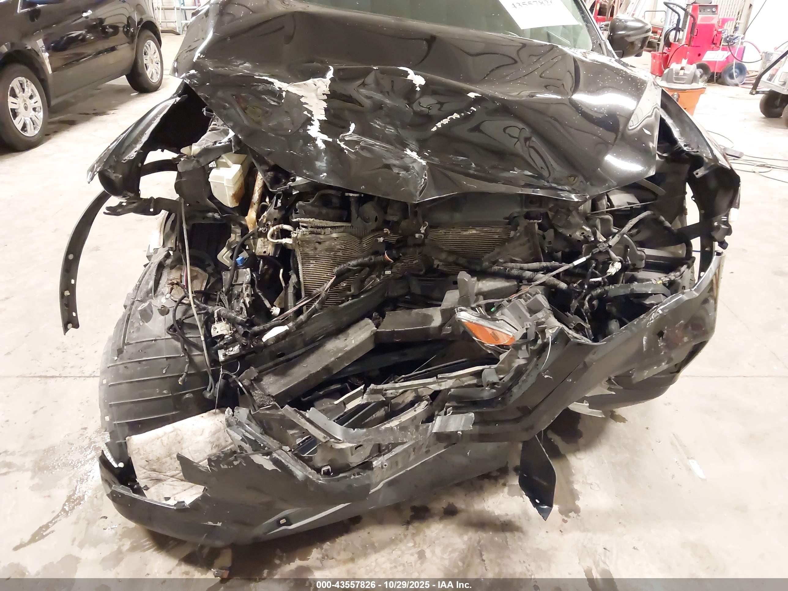 NISSAN ROGUE image 6