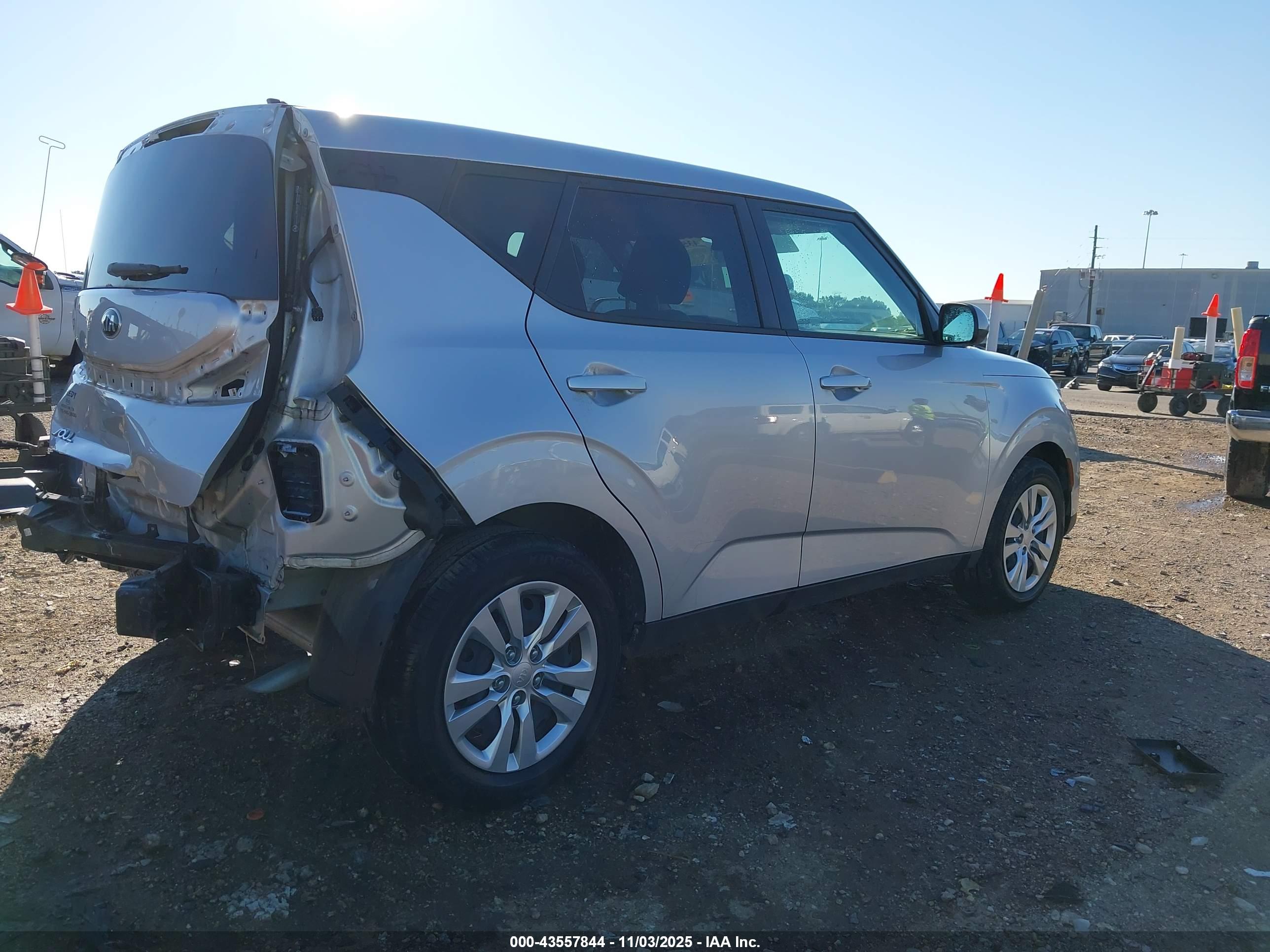 KIA SOUL image 4