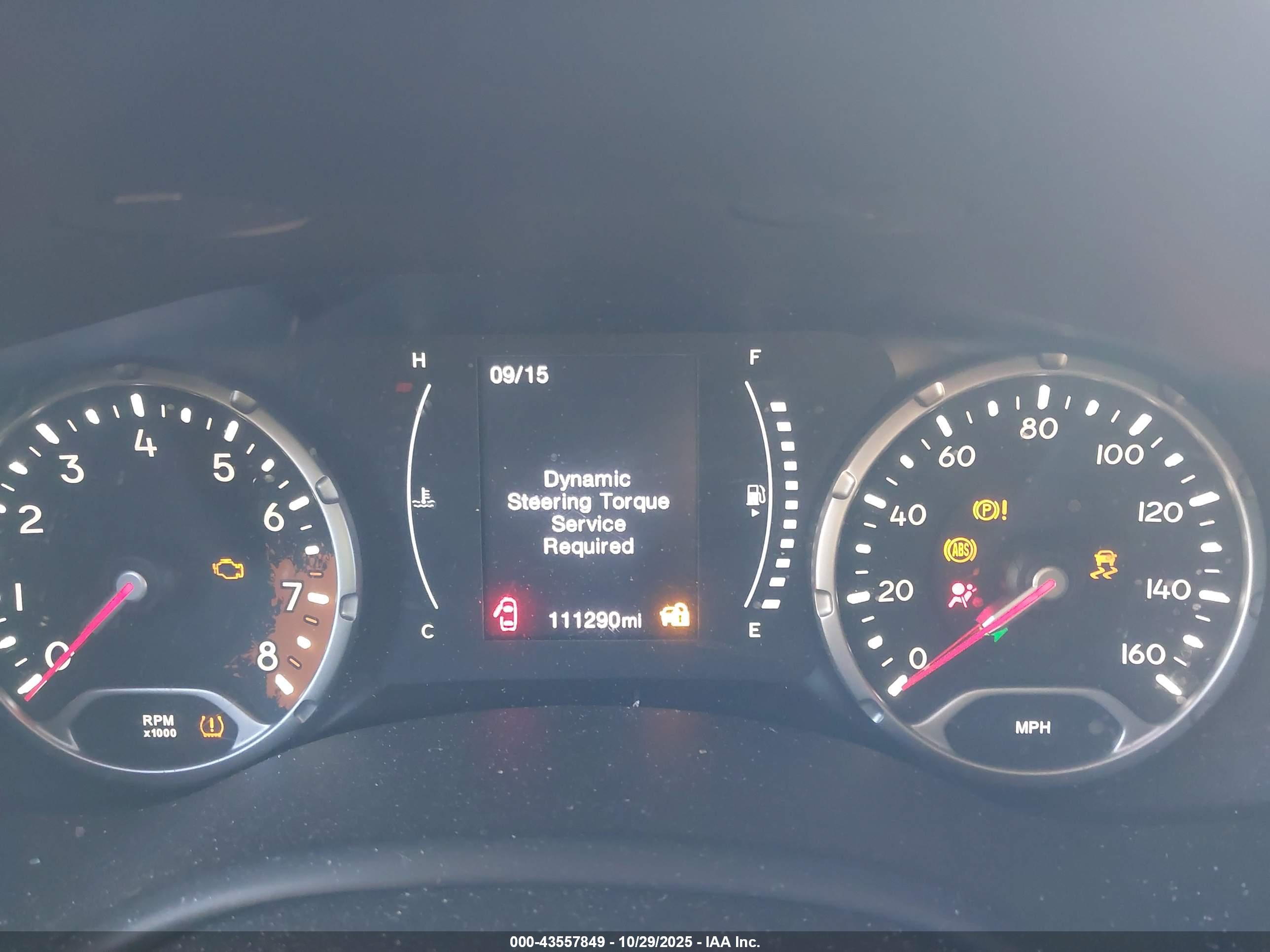 JEEP RENEGADE image 7