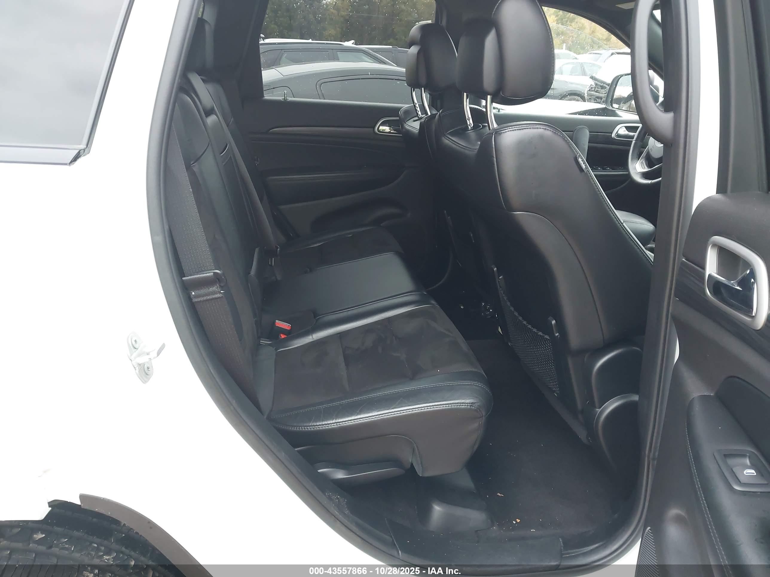 JEEP GRAND image 8
