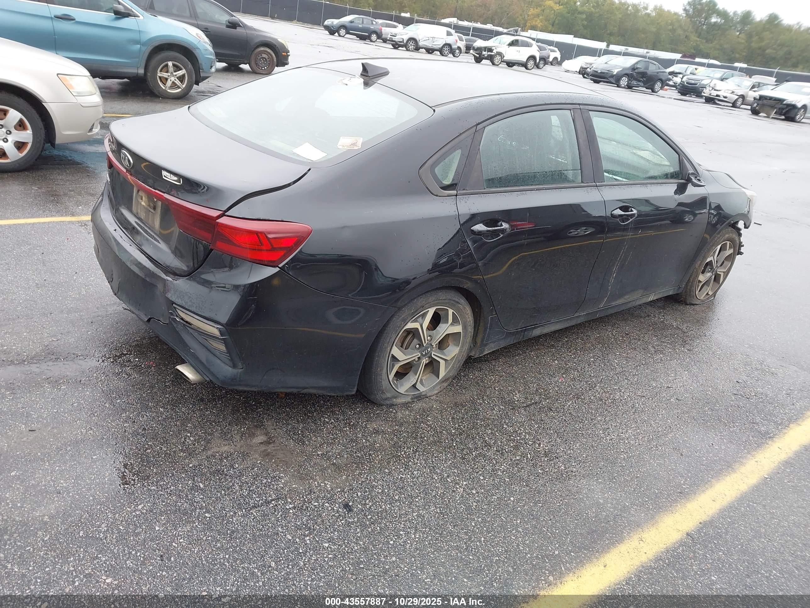 KIA FORTE image 4