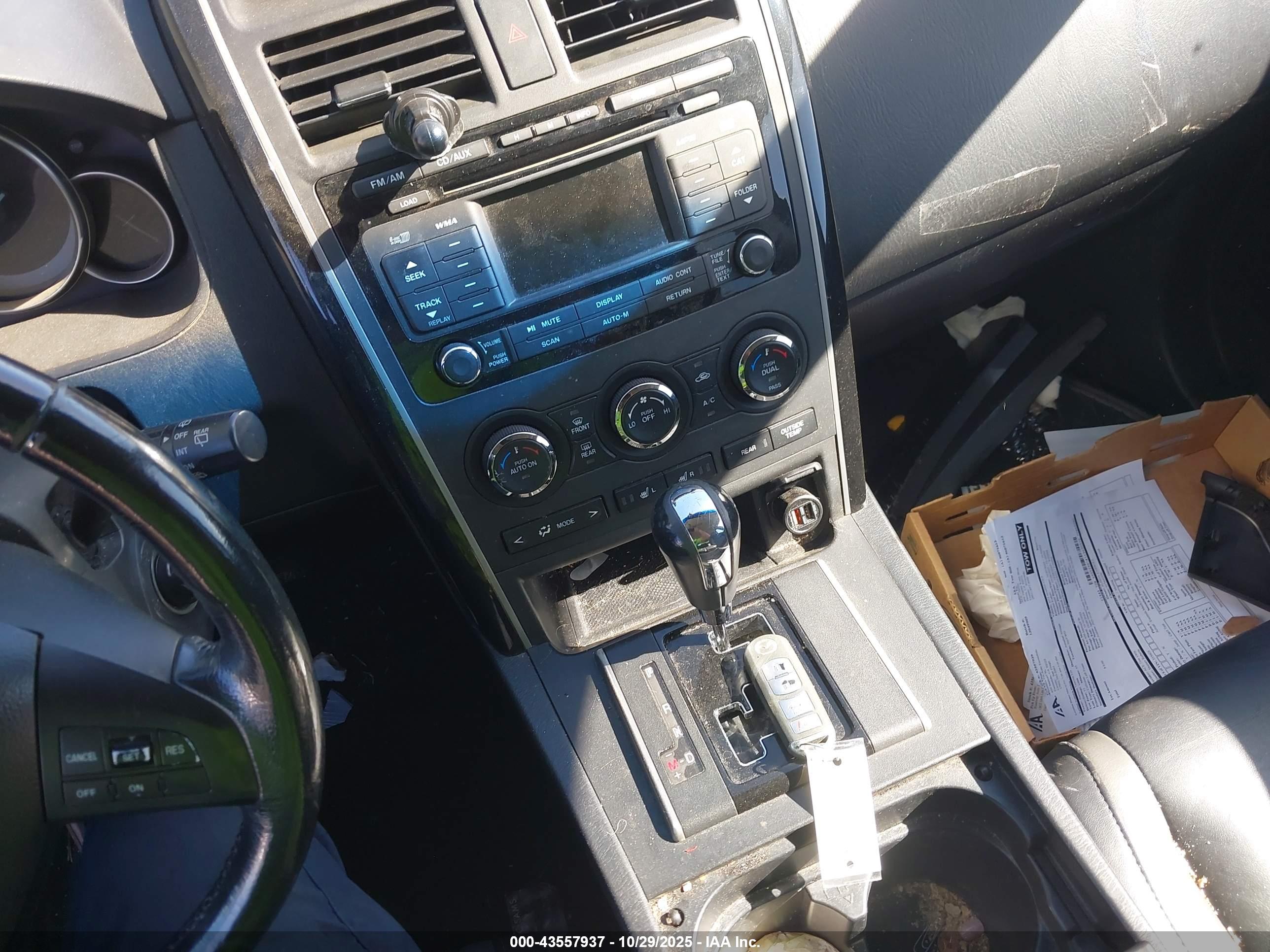 MAZDA CX-9 image 11