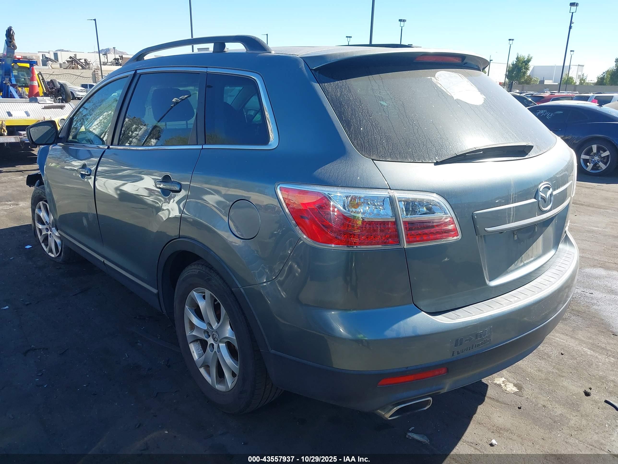 MAZDA CX-9 image 3