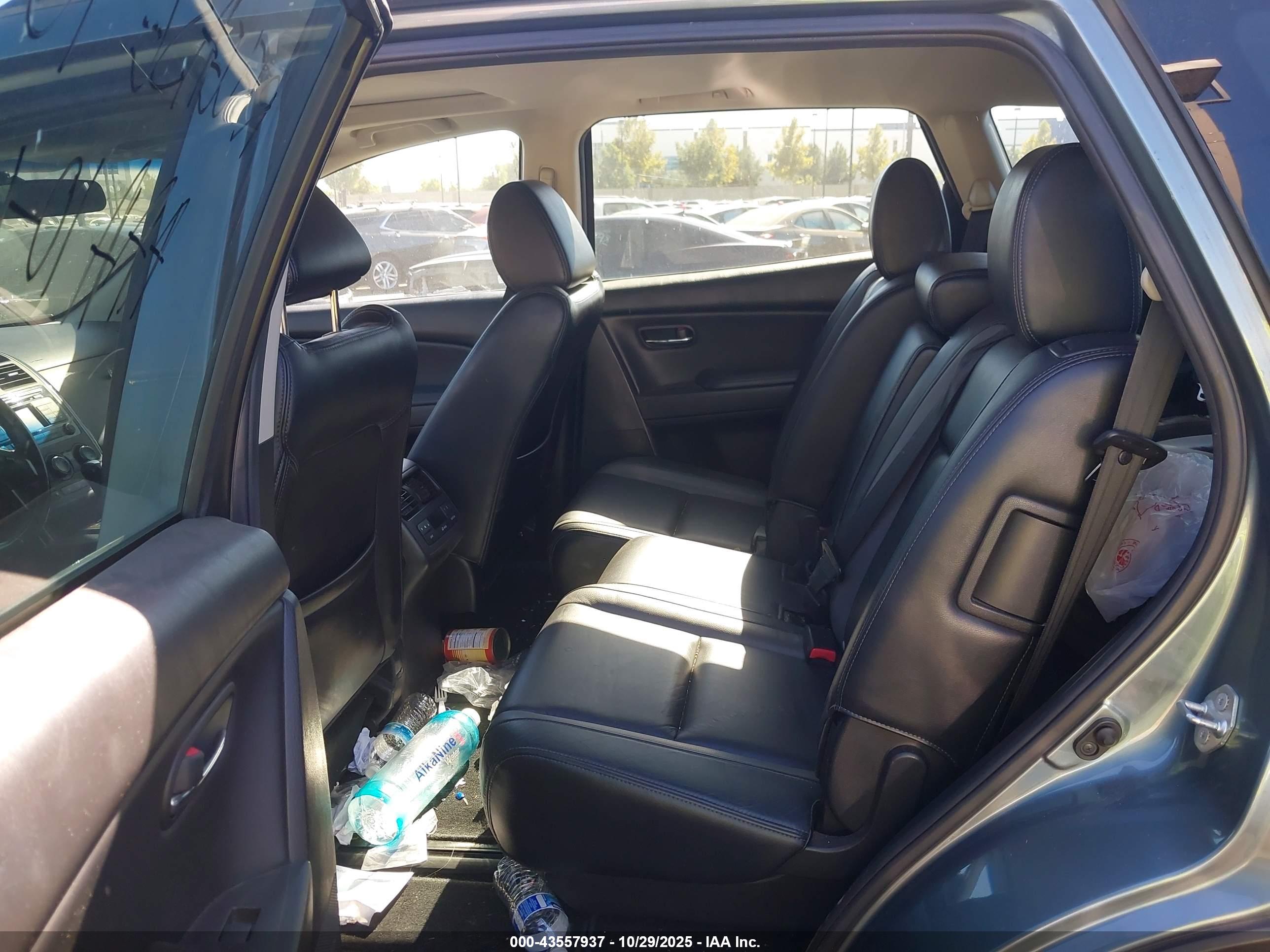 MAZDA CX-9 image 8