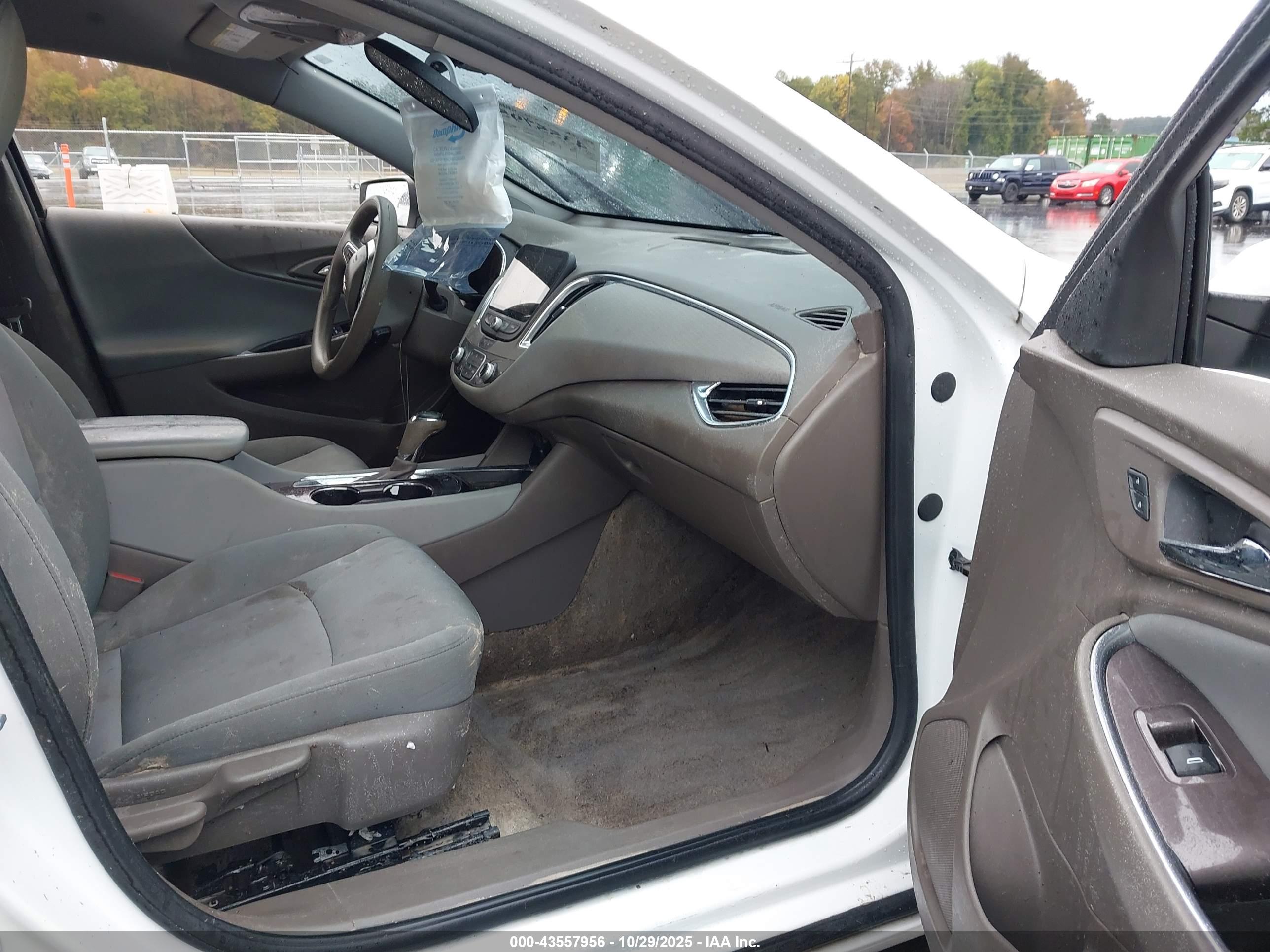 CHEVROLET MALIBU image 5