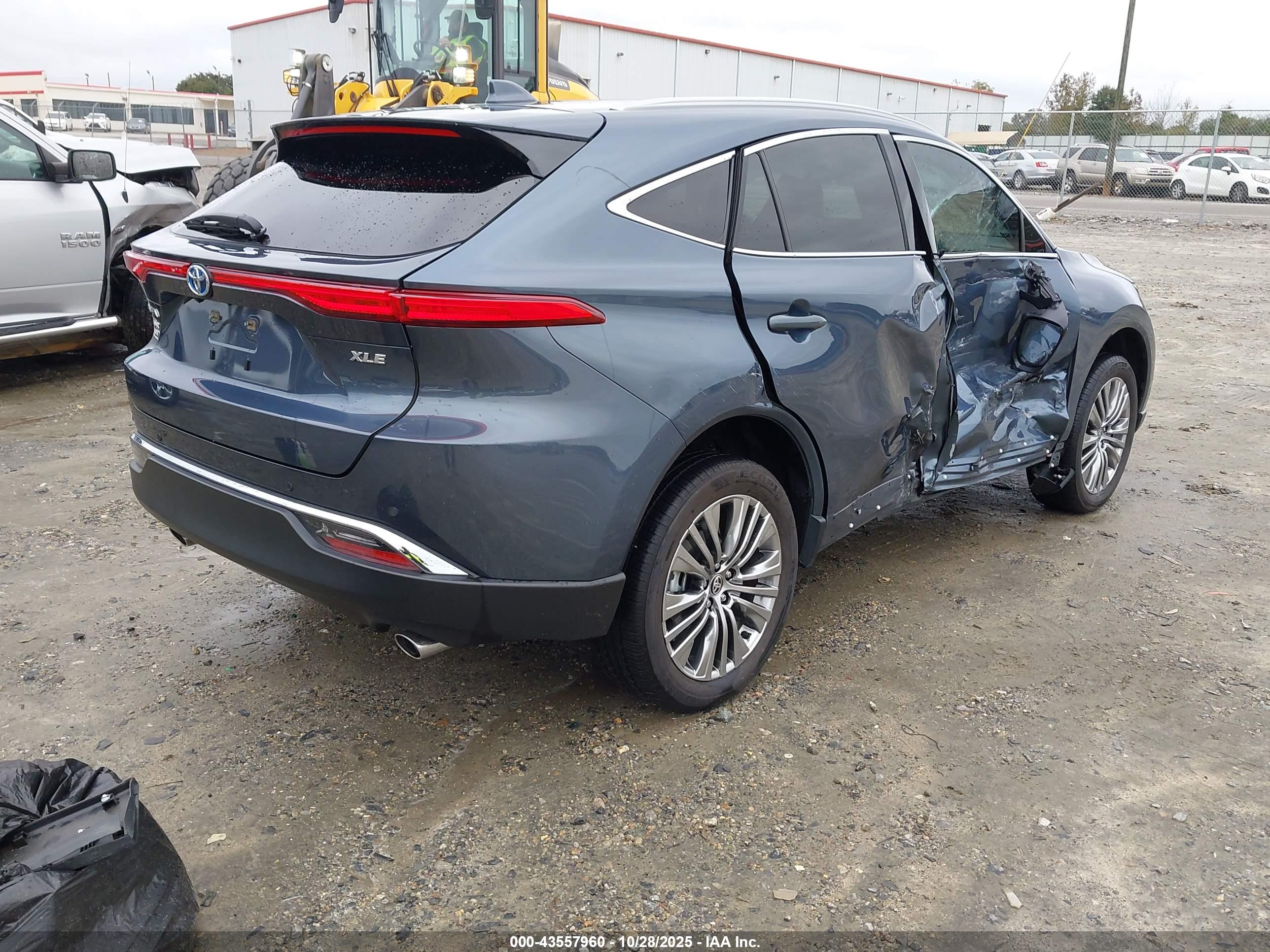 TOYOTA VENZA image 4