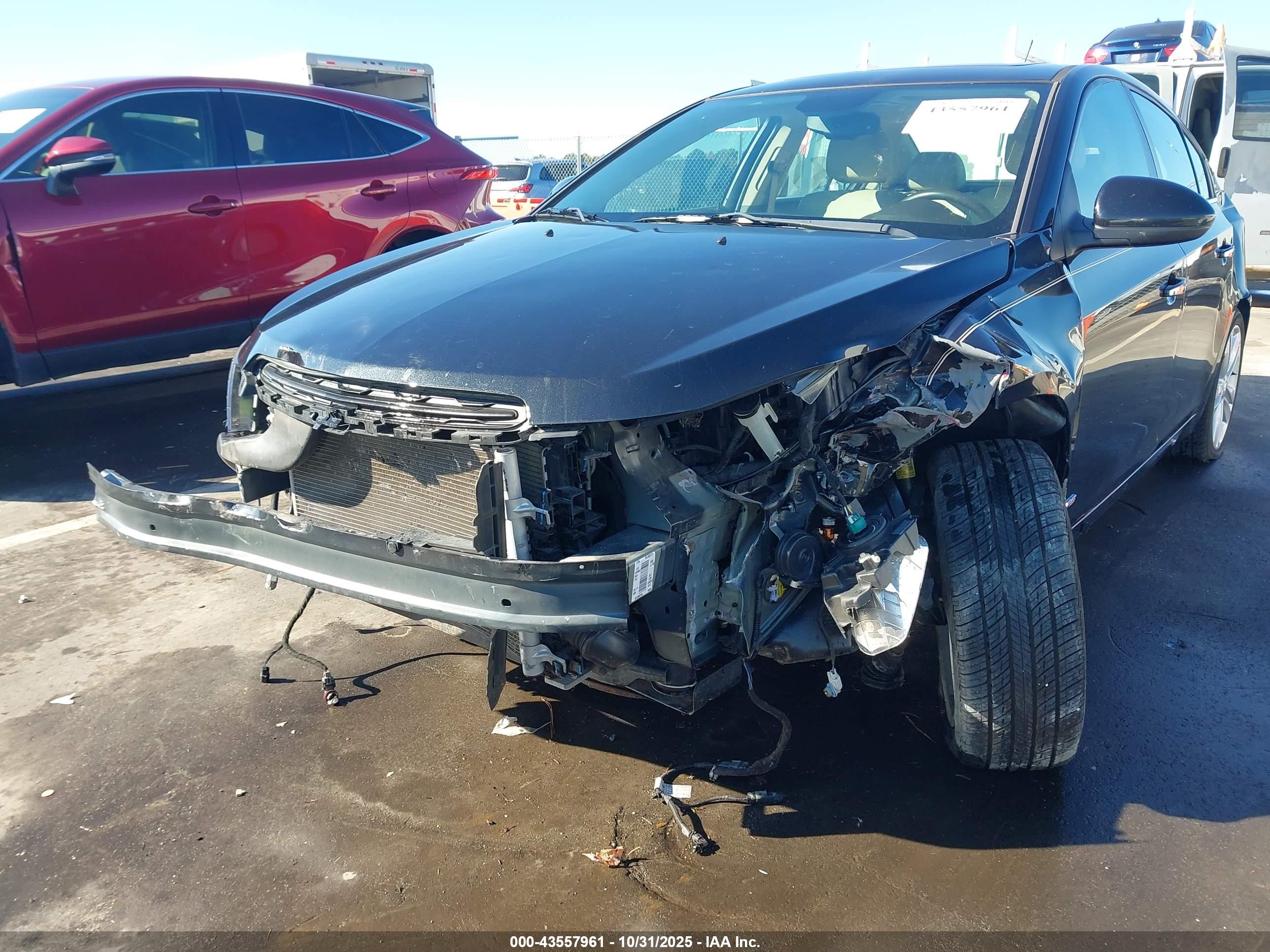 CHEVROLET CRUZE image 6